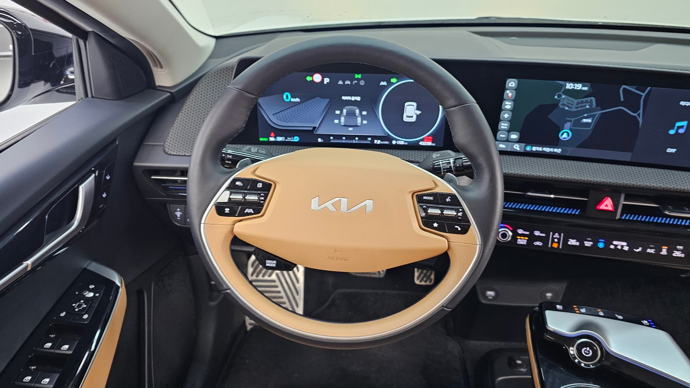 Kia EV6 — фото 13