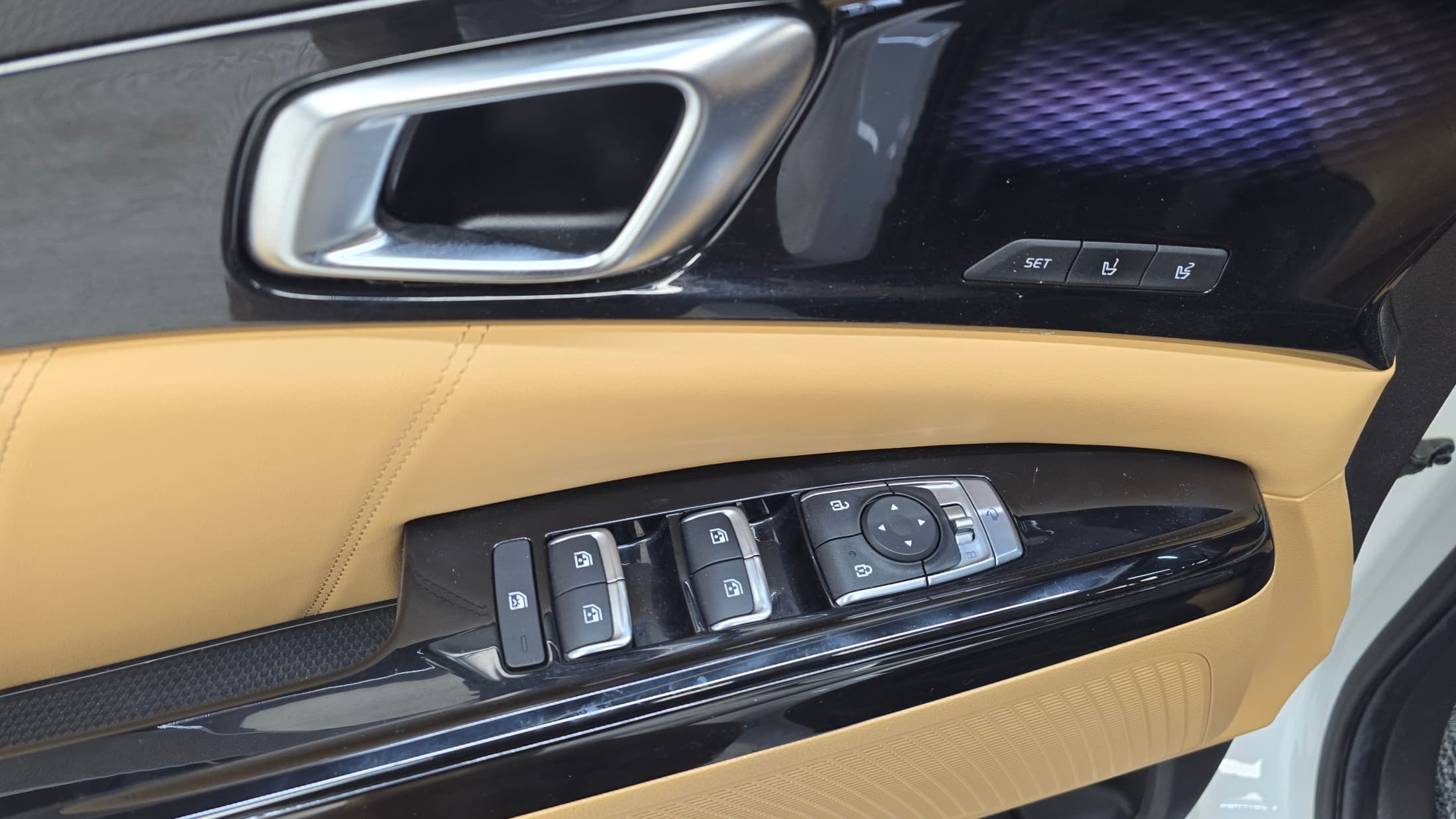 Kia Carnival — фото 17