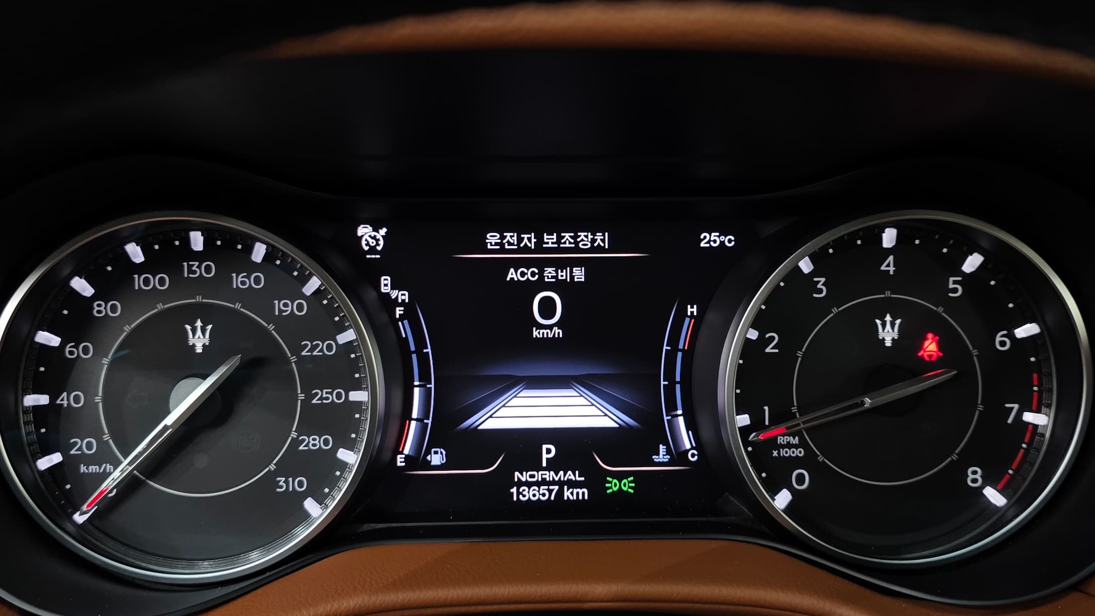 Maserati Ghibli — фото 8