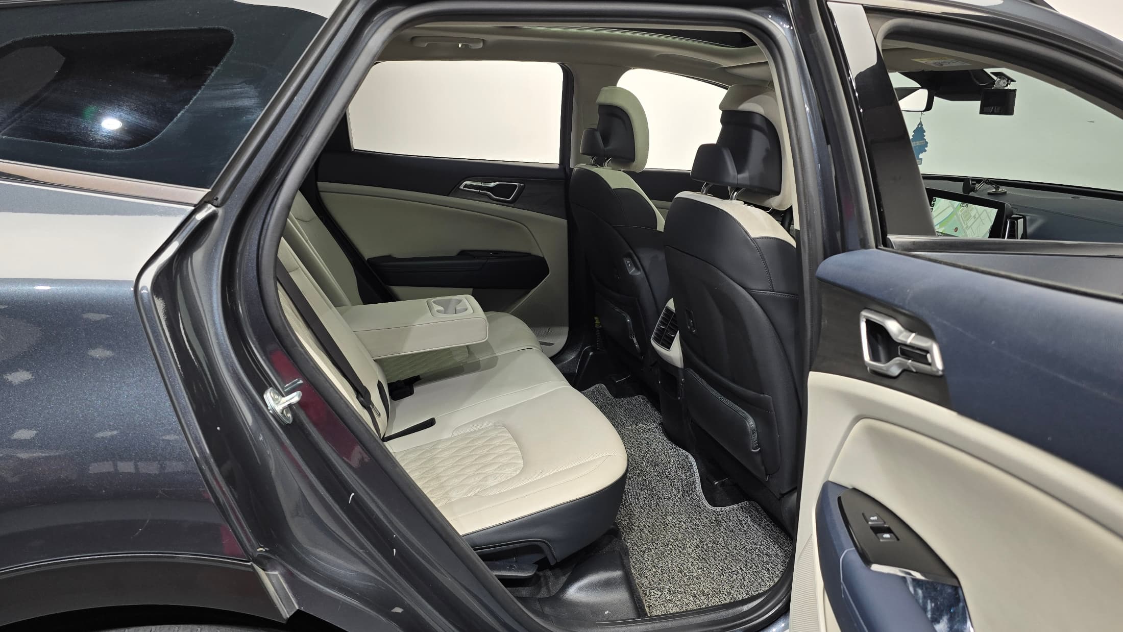 Kia Sportage — фото 12