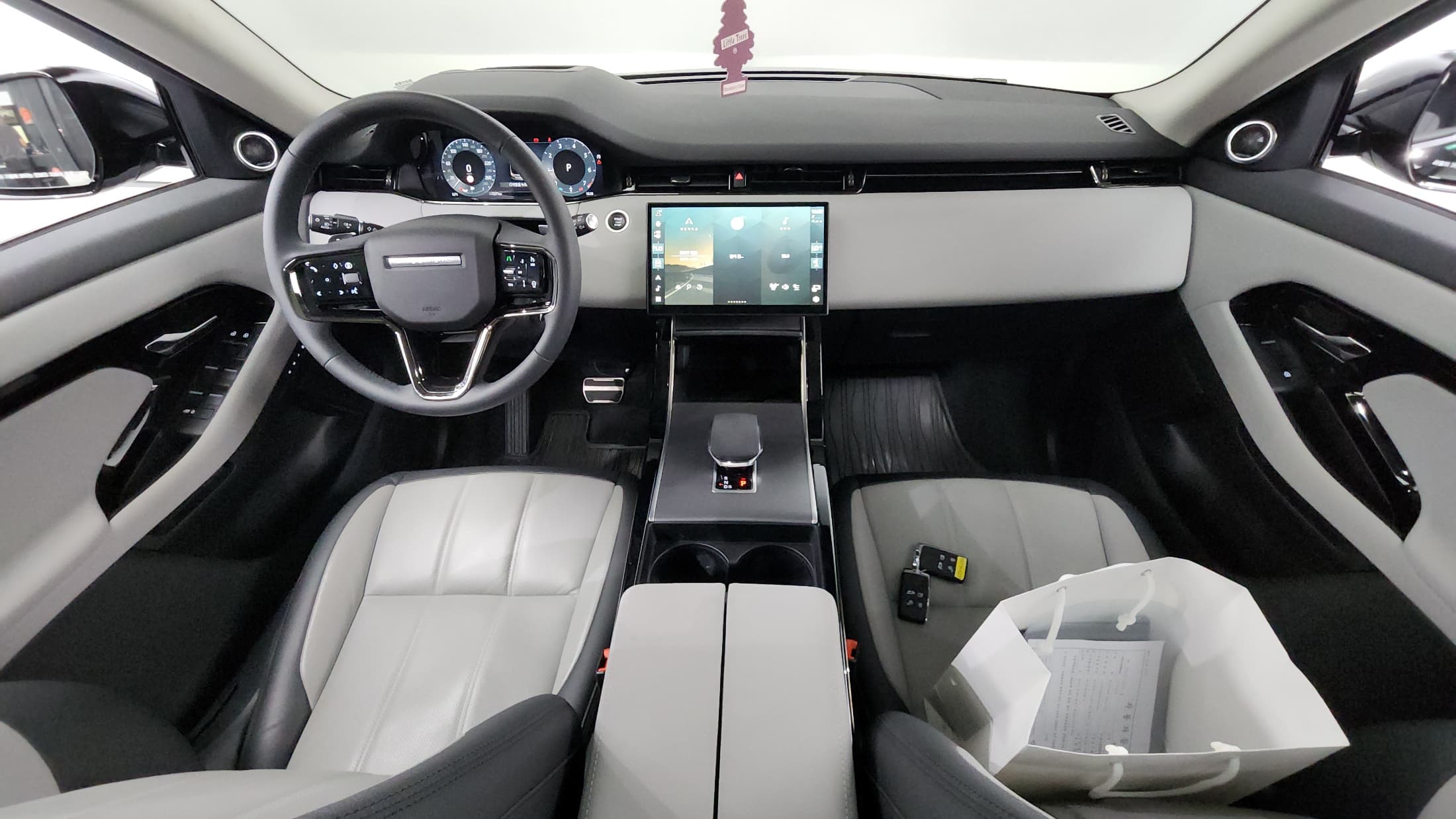 Land Rover Range Rover Evoque — фото 7
