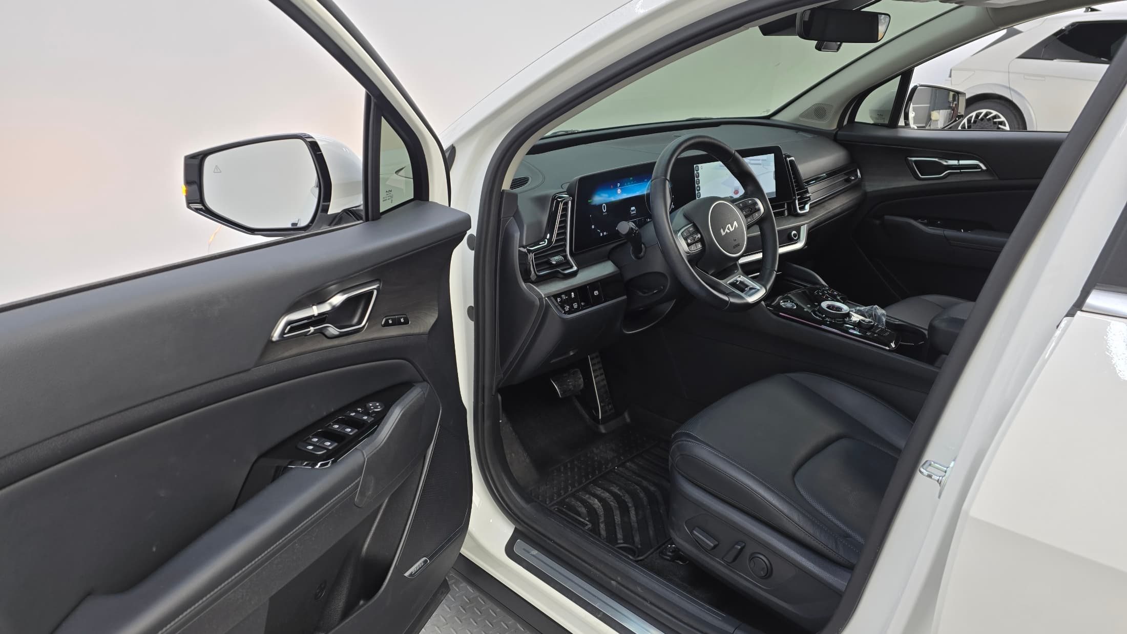 Kia Sportage — фото 10