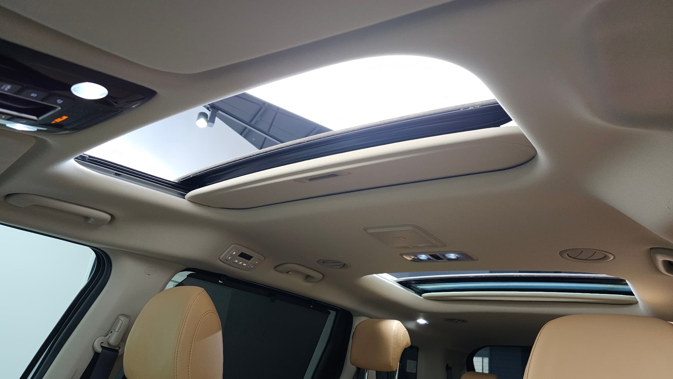 Kia Carnival — фото 19
