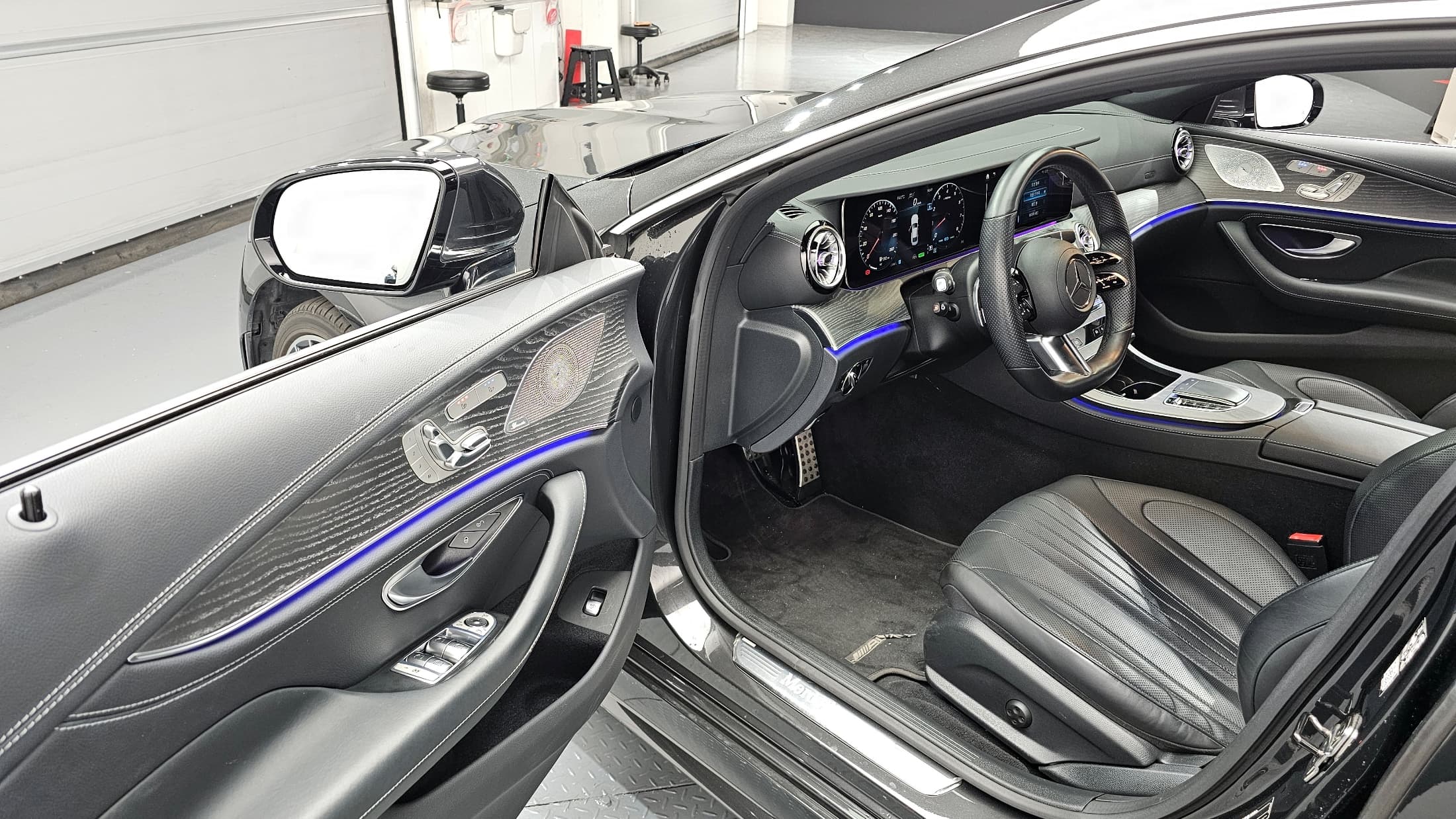 Mercedes-Benz CLS-класс — фото 10