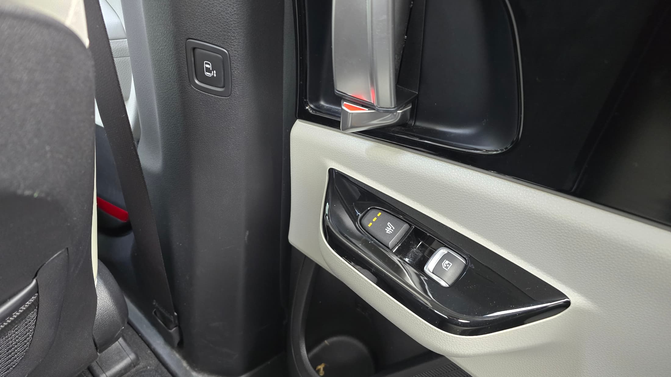 Kia Carnival — фото 18