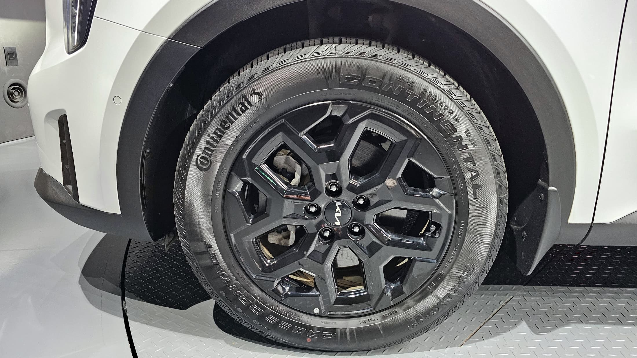 Kia Sorento — фото 5