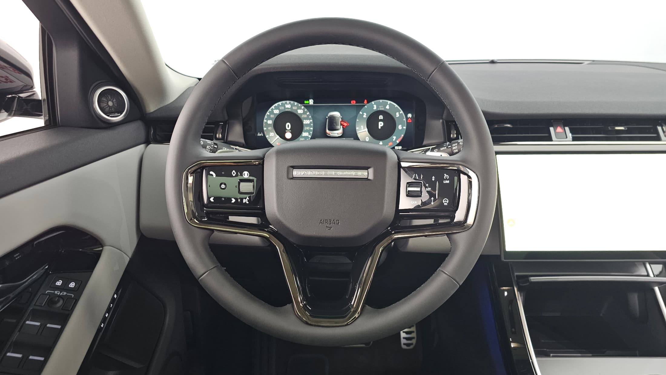 Land Rover Range Rover Evoque — фото 13