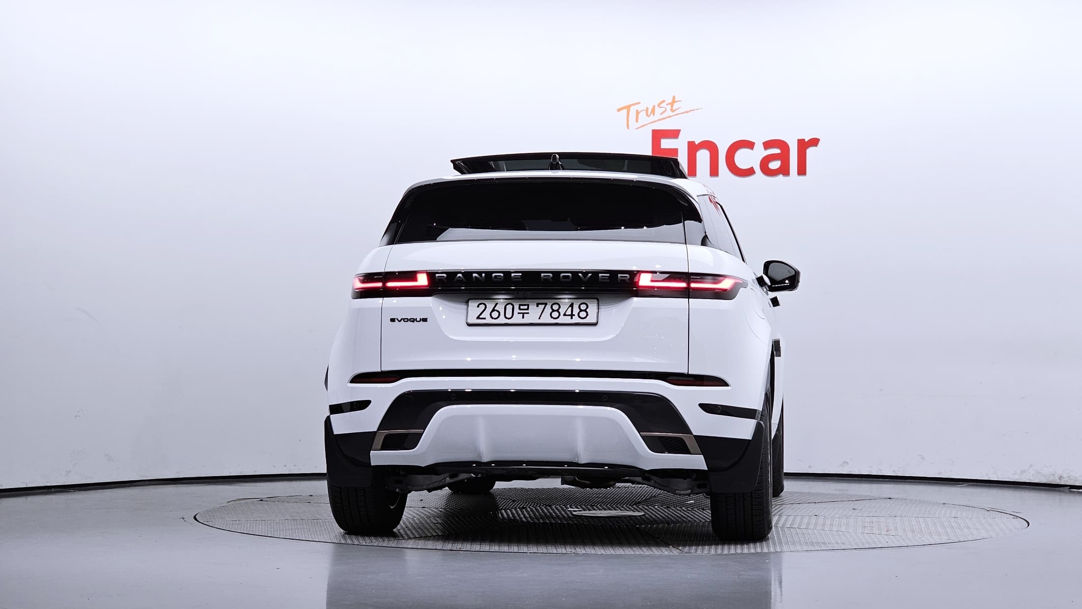 Land Rover Range Rover Evoque — фото 4