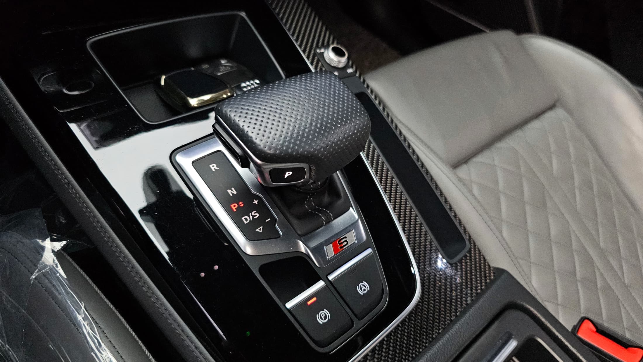 Audi SQ5 Sportback — фото 9
