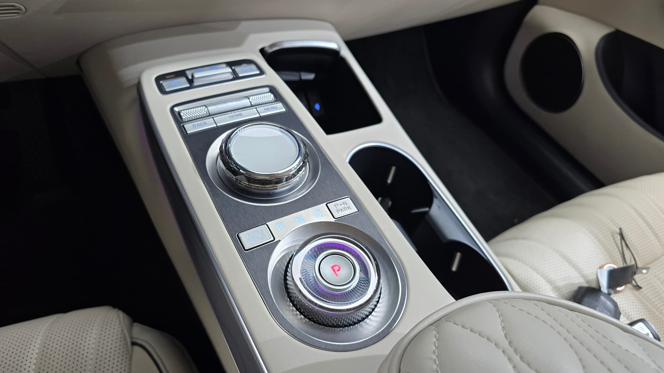 Genesis GV80 Coupe — фото 9