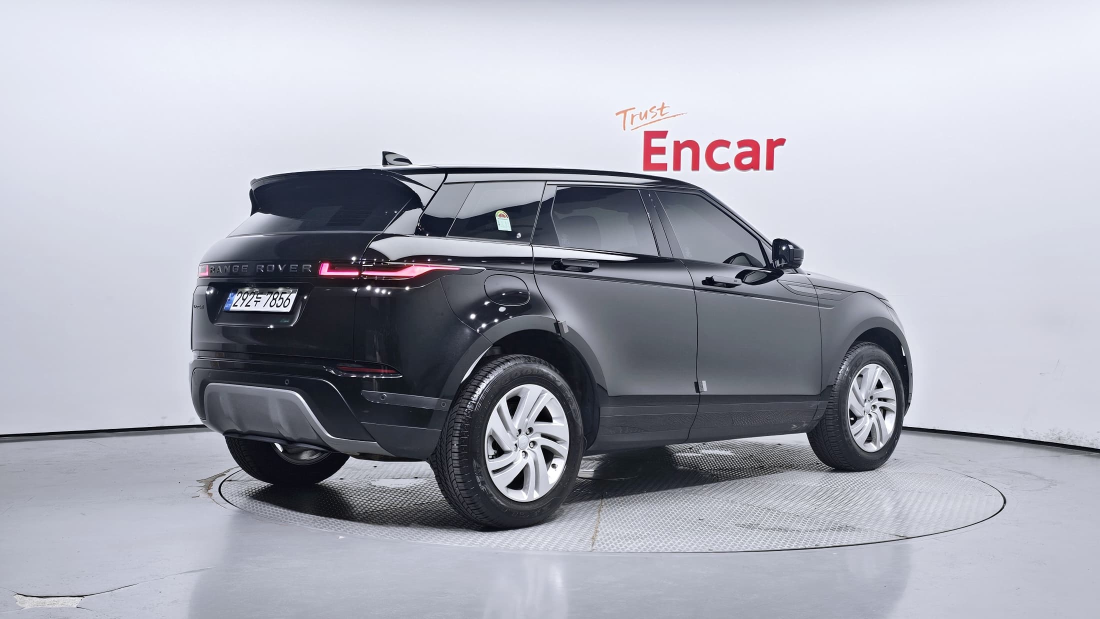Land Rover Range Rover Evoque — фото 2