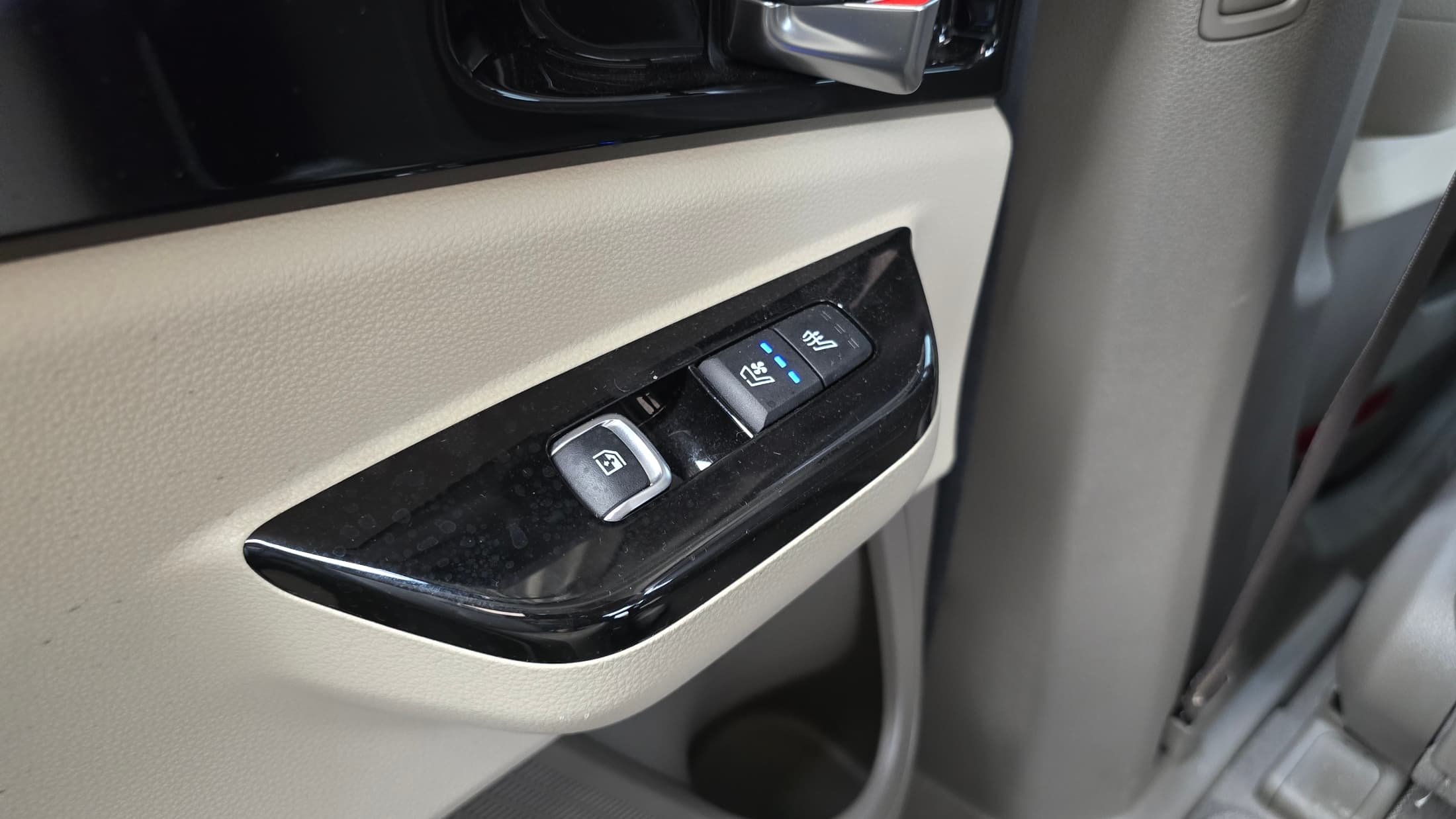 Kia Carnival — фото 18
