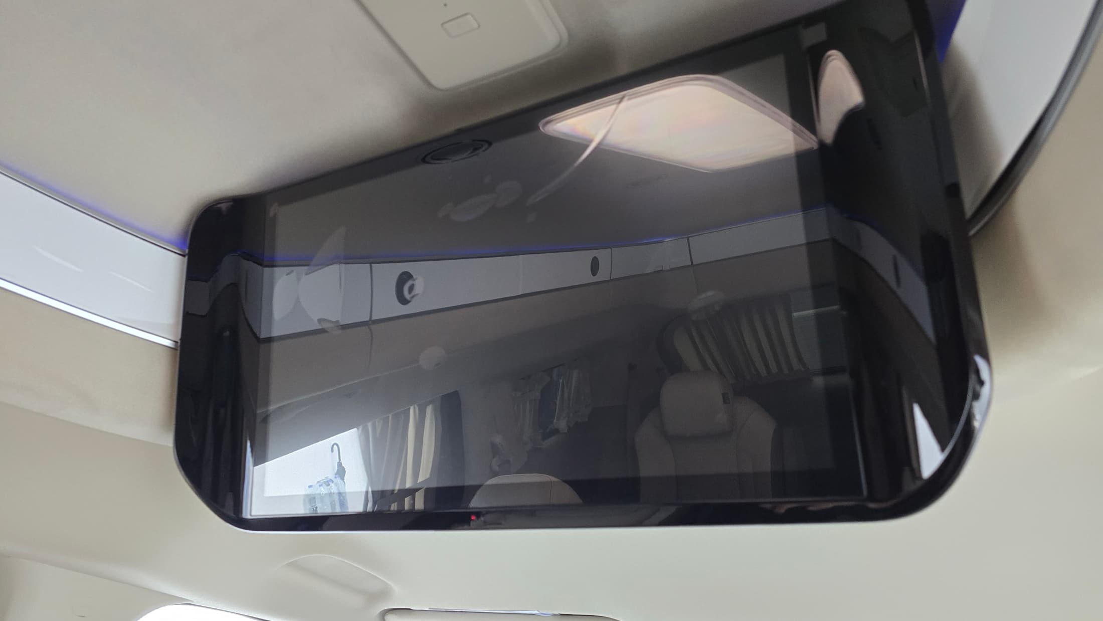 Kia Carnival — фото 19