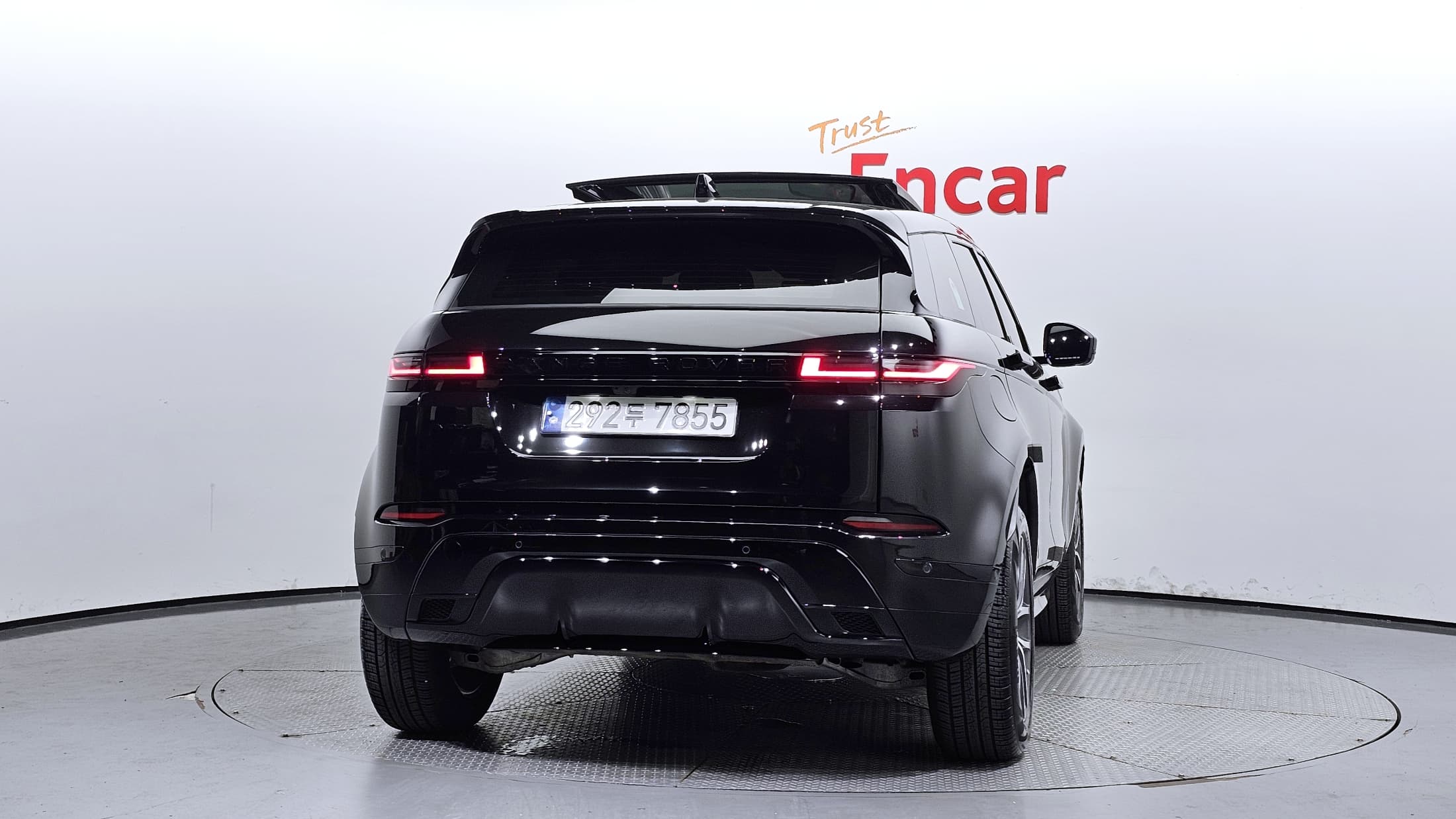 Land Rover Range Rover Evoque — фото 4