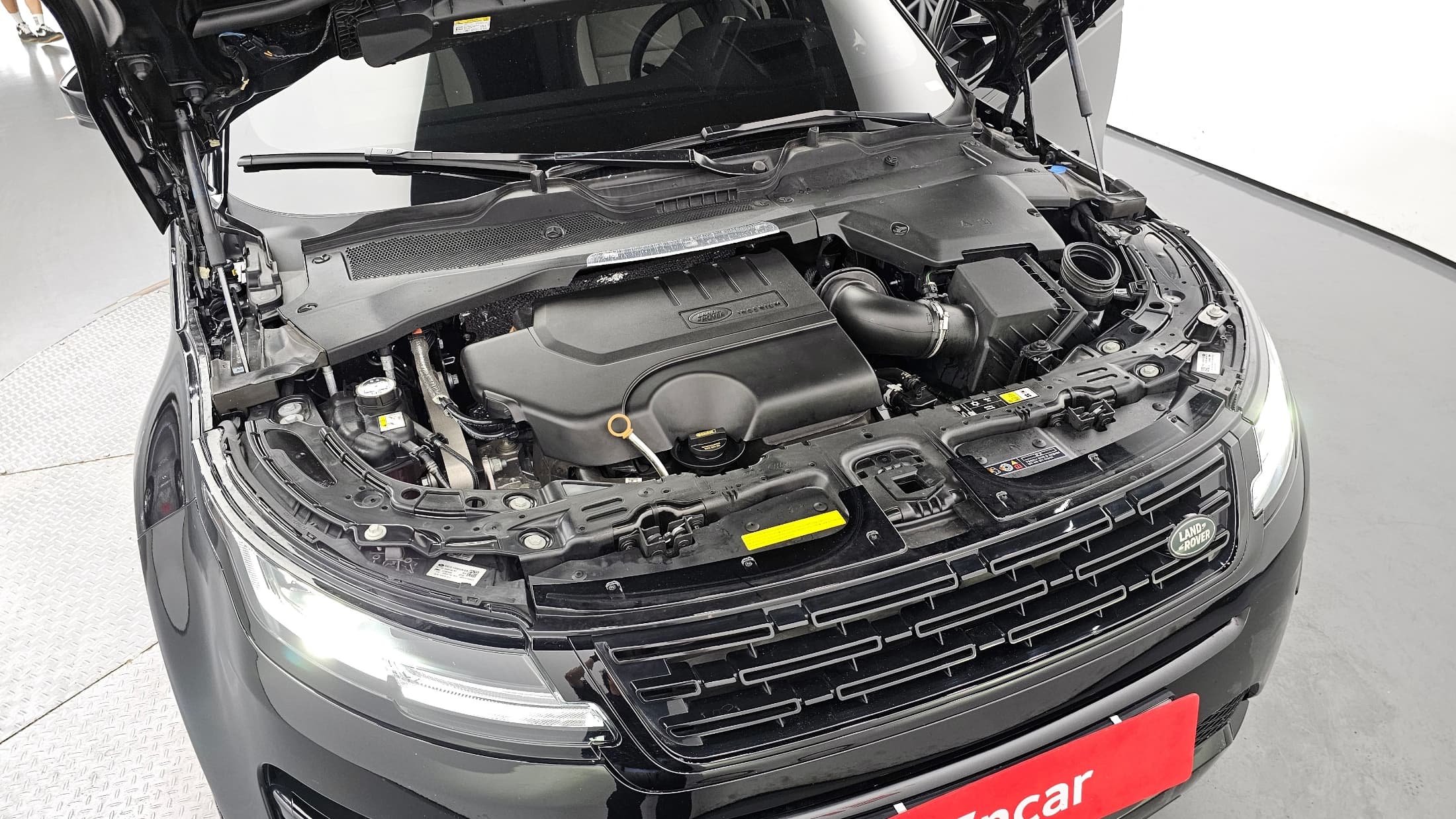 Land Rover Range Rover Evoque — фото 6
