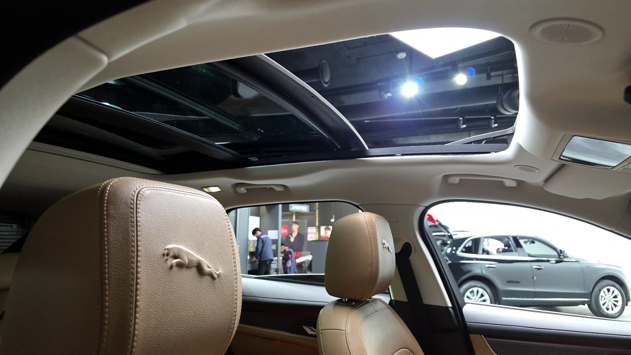 Jaguar F-Pace — фото 19