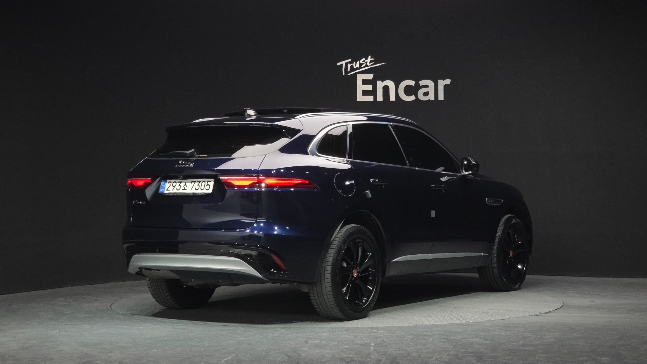 Jaguar F-Pace — фото 2
