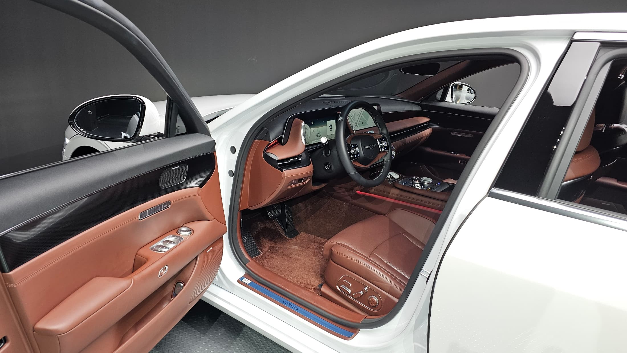 Genesis G90 — фото 10