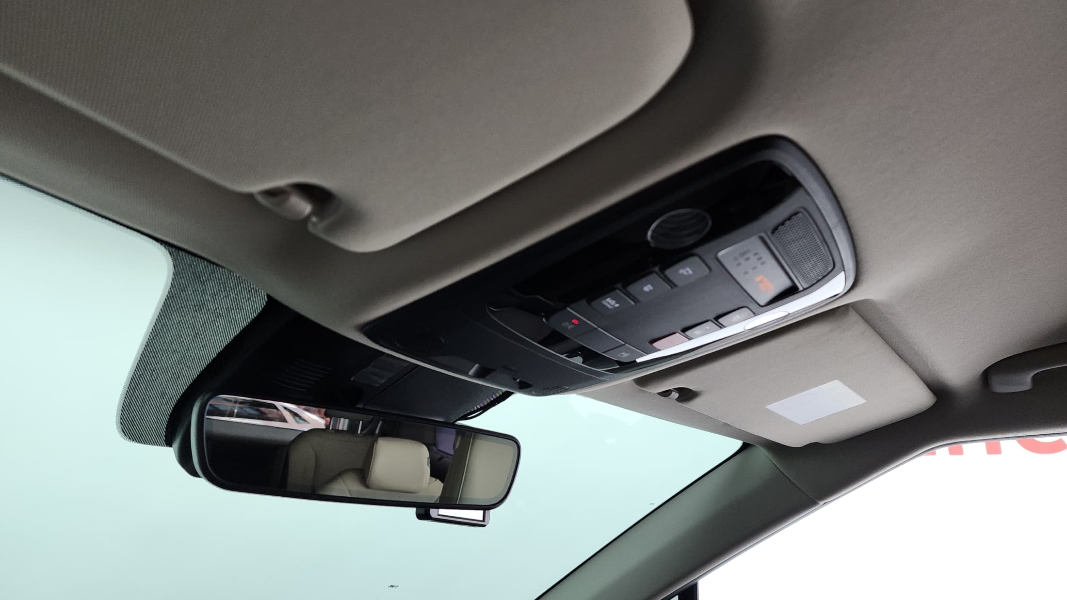 Kia Carnival — фото 19