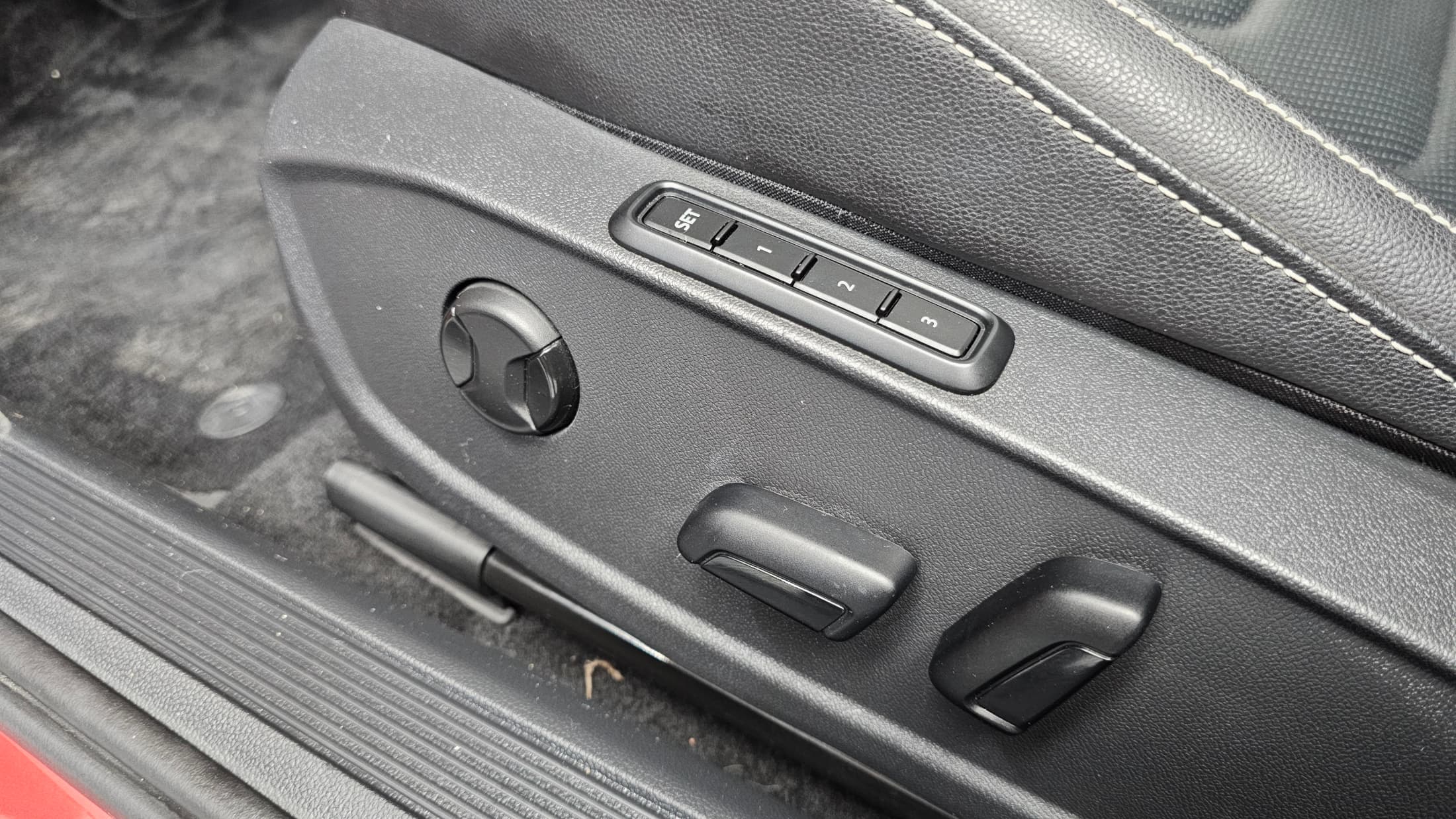 Volkswagen Jetta — фото 17