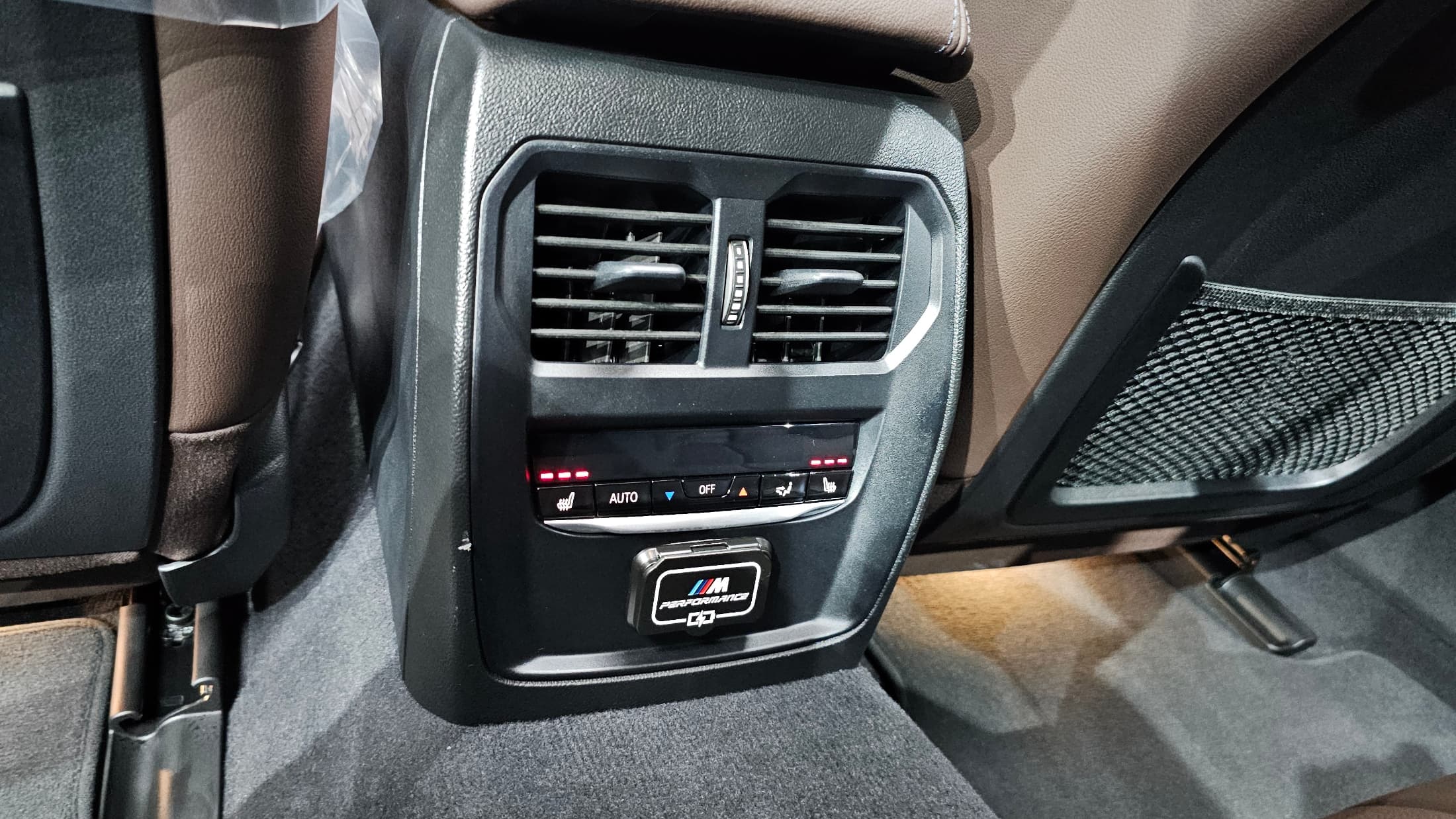 BMW iX — фото 17