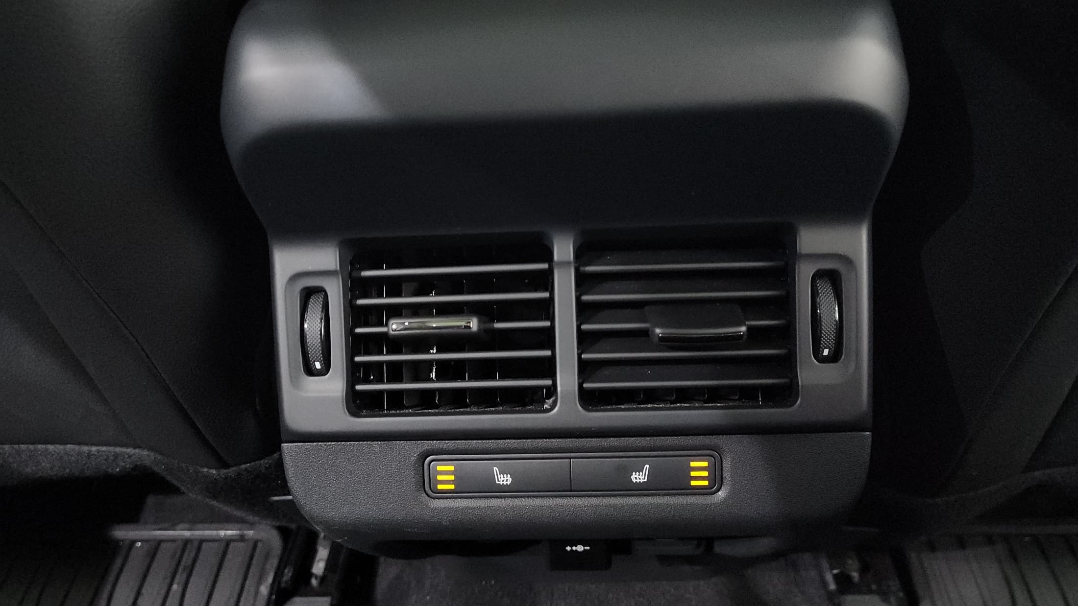 Land Rover Range Rover Evoque — фото 19