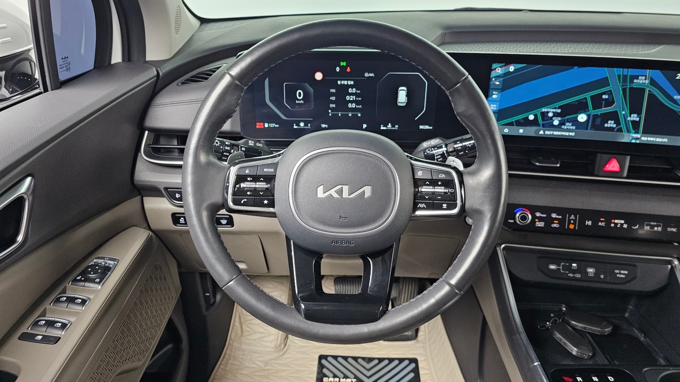 Kia Carnival — фото 13