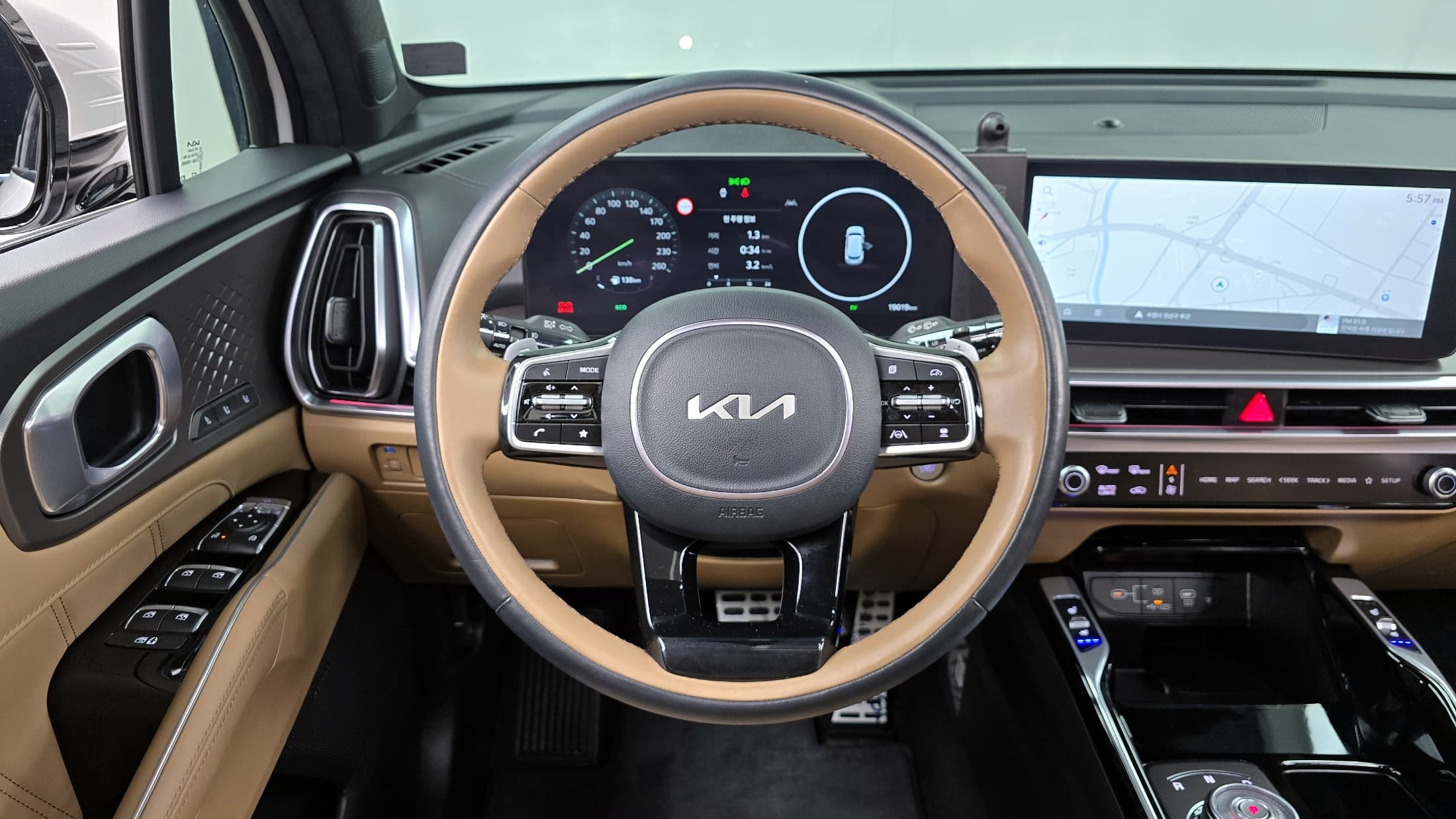 Kia Sorento — фото 13