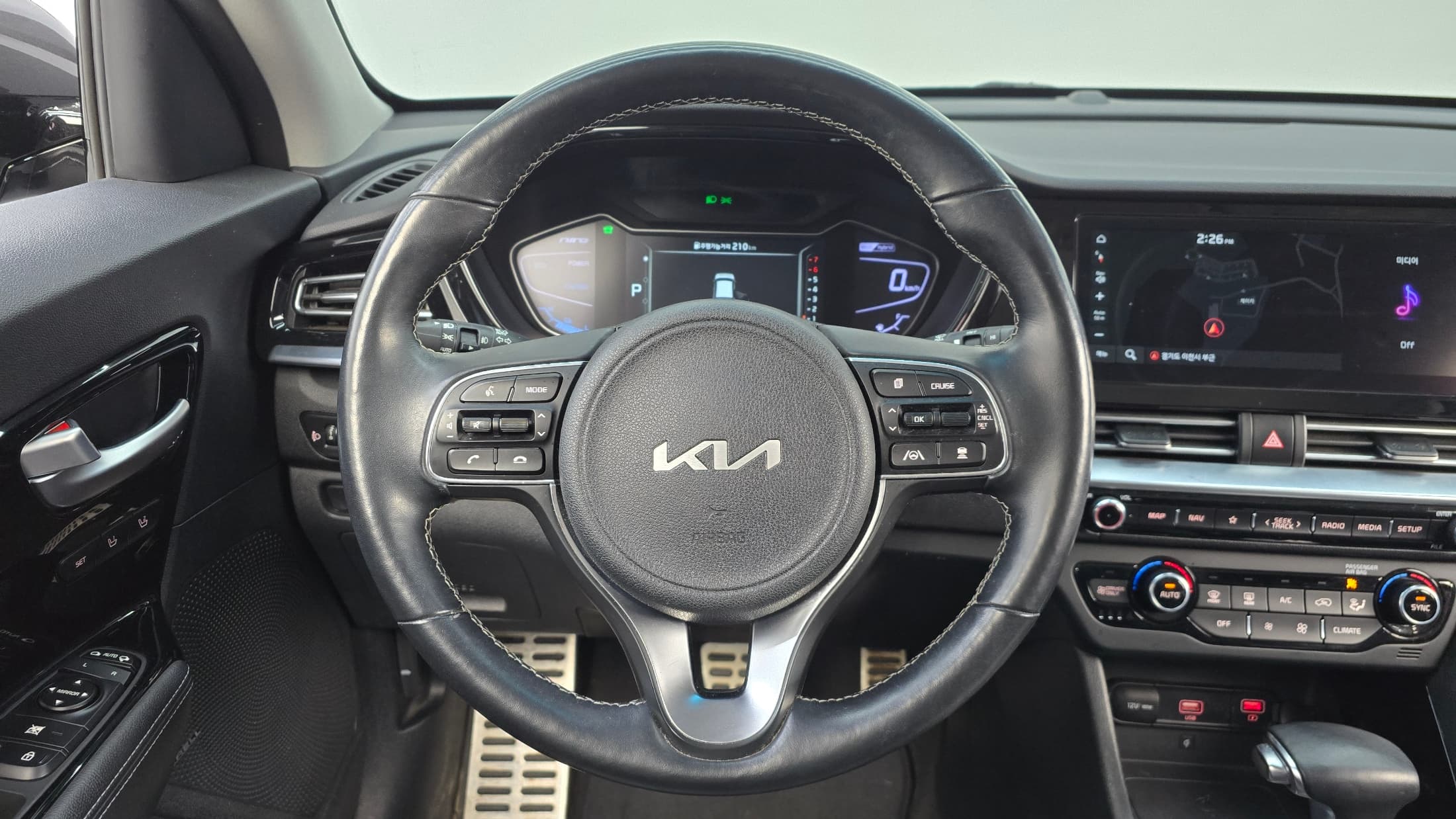 Kia Sportage — фото 13