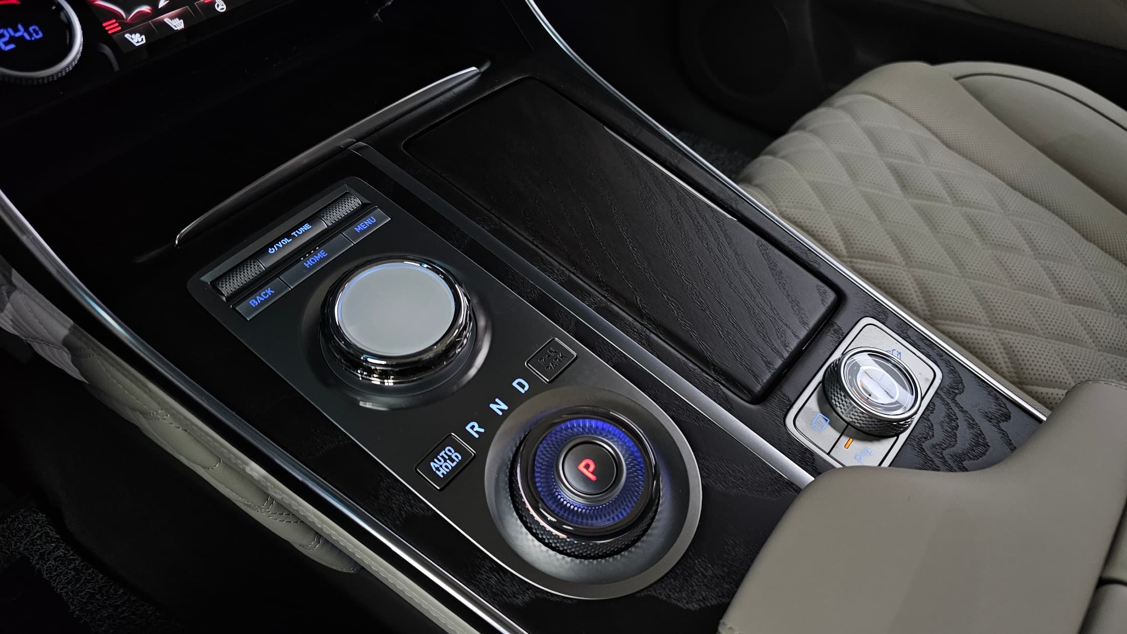 Genesis GV80 Coupe — фото 9