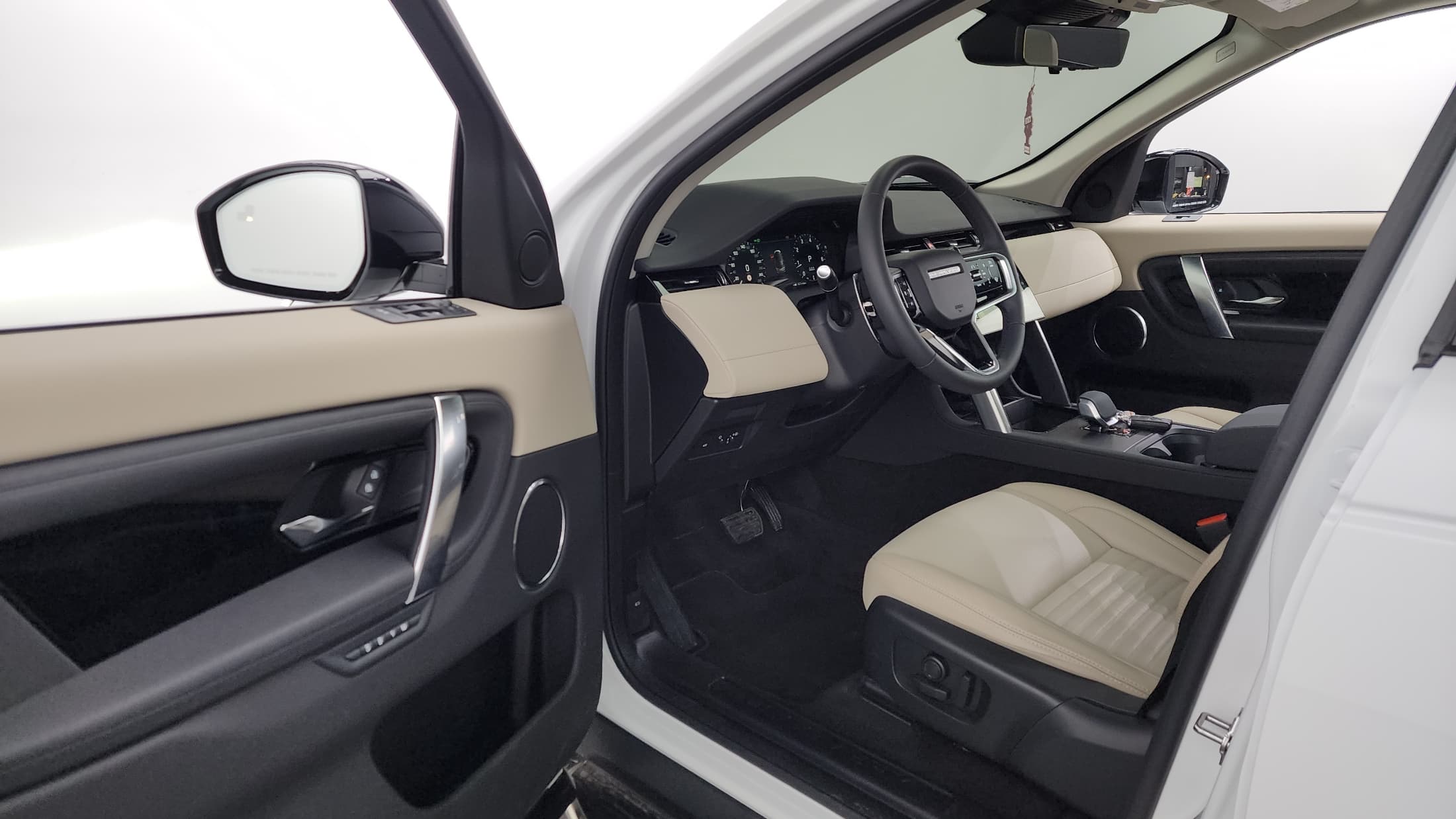 Land Rover Discovery Sport — фото 10