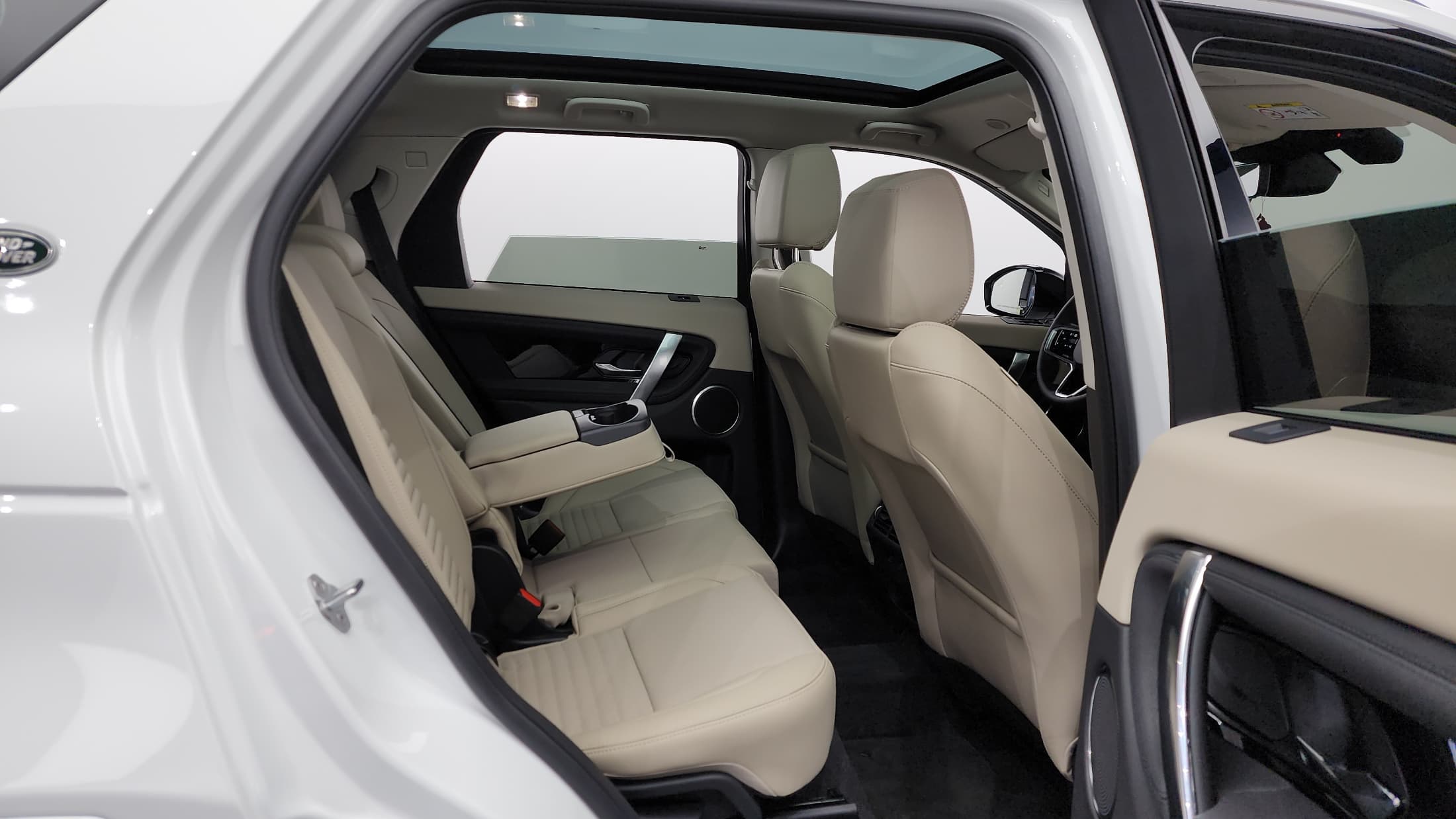 Land Rover Discovery Sport — фото 12