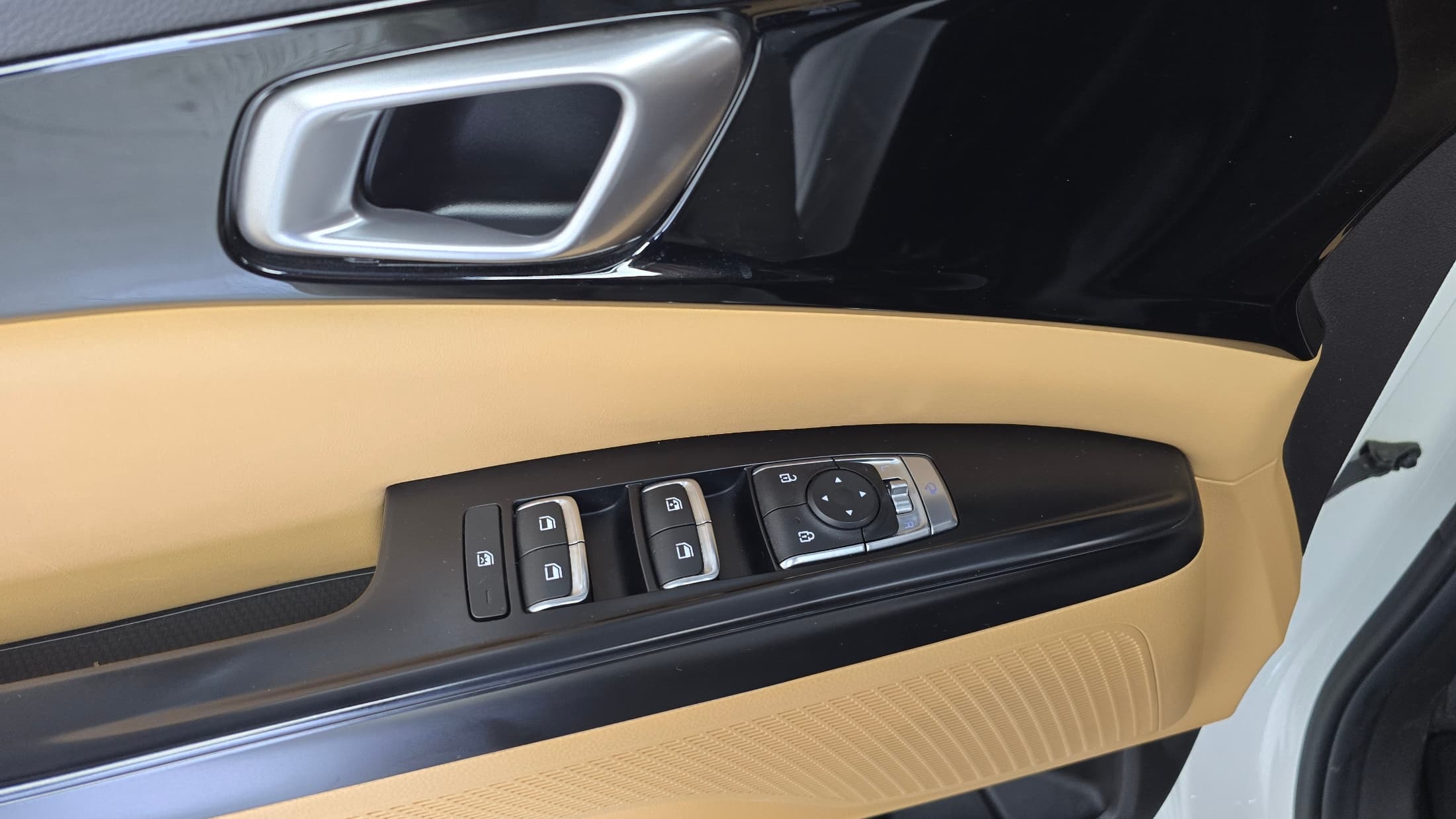 Kia Carnival — фото 18