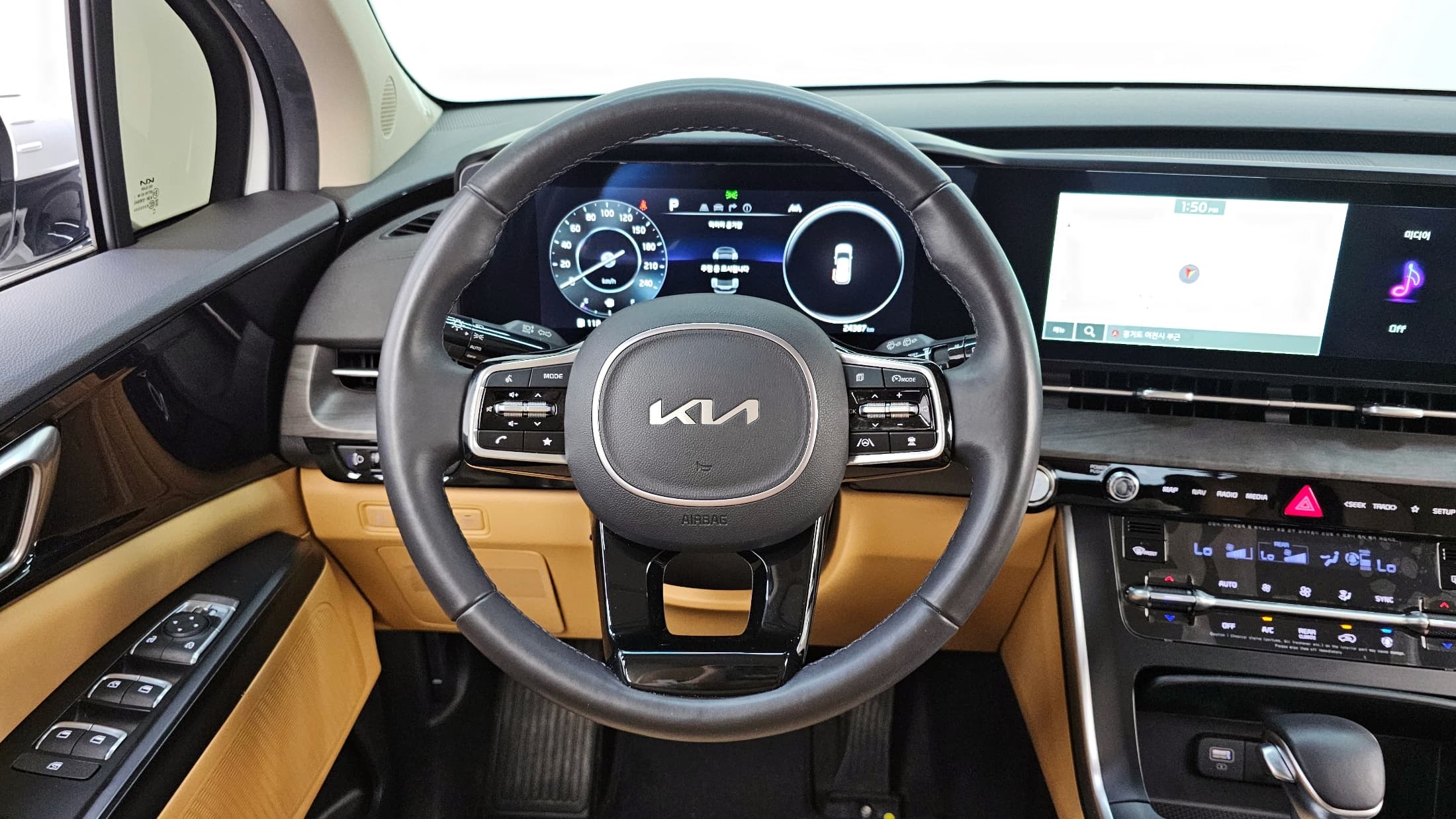 Kia Carnival — фото 13