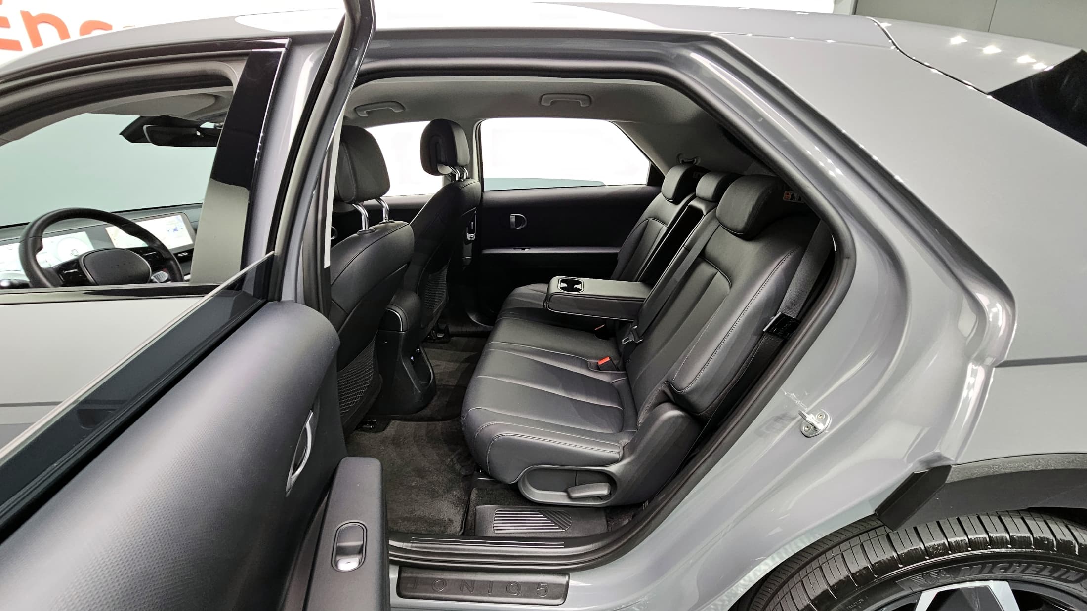 Hyundai IONIQ 5 — фото 11