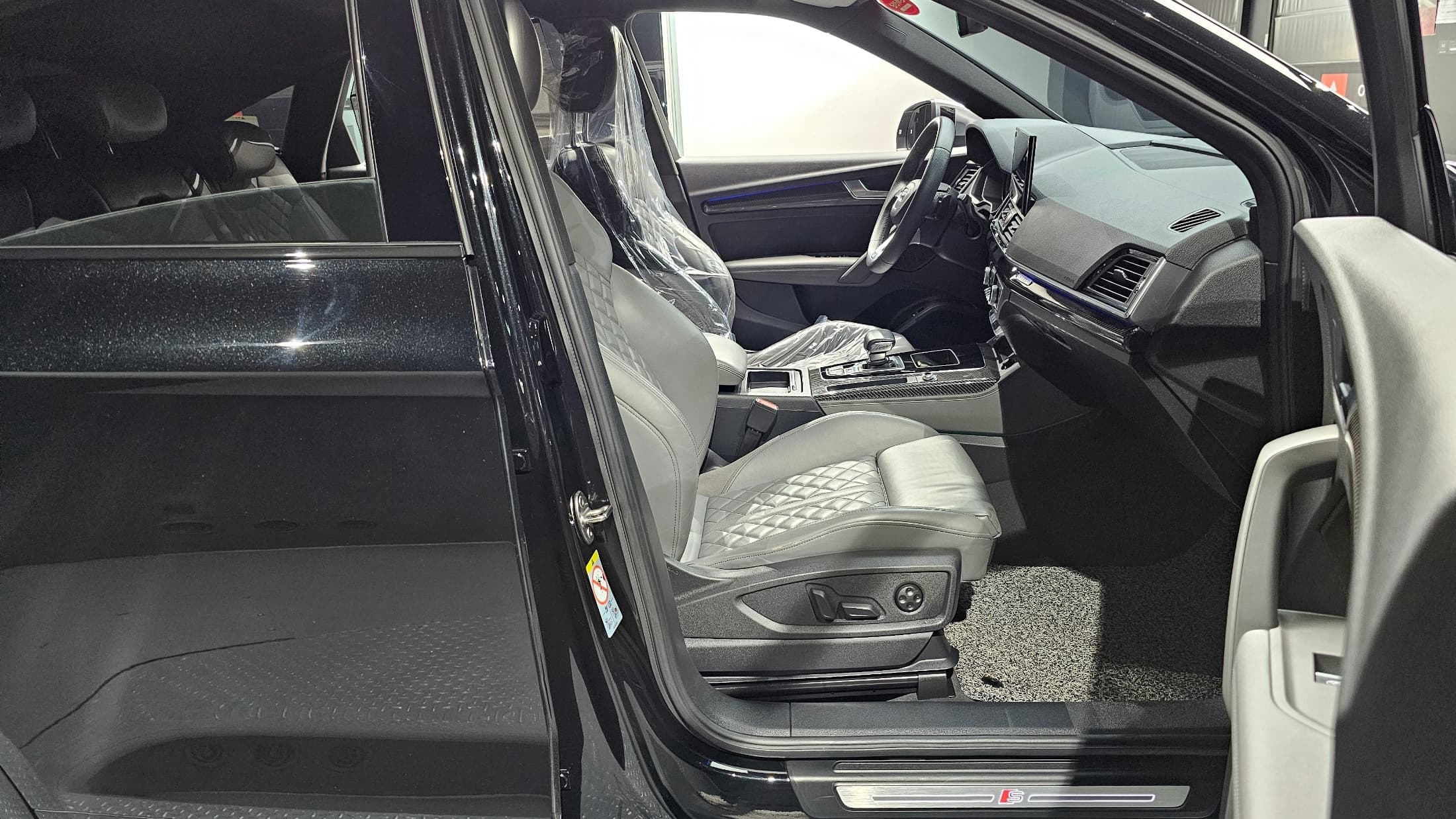 Audi SQ5 Sportback — фото 10