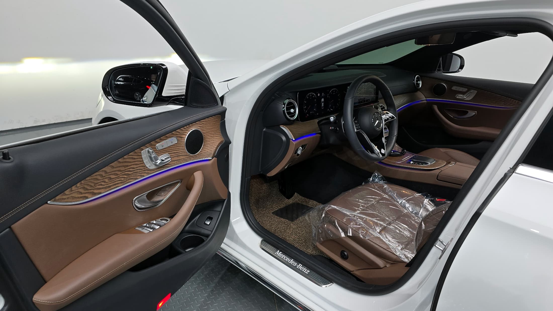 Mercedes-Benz E-класс — фото 10