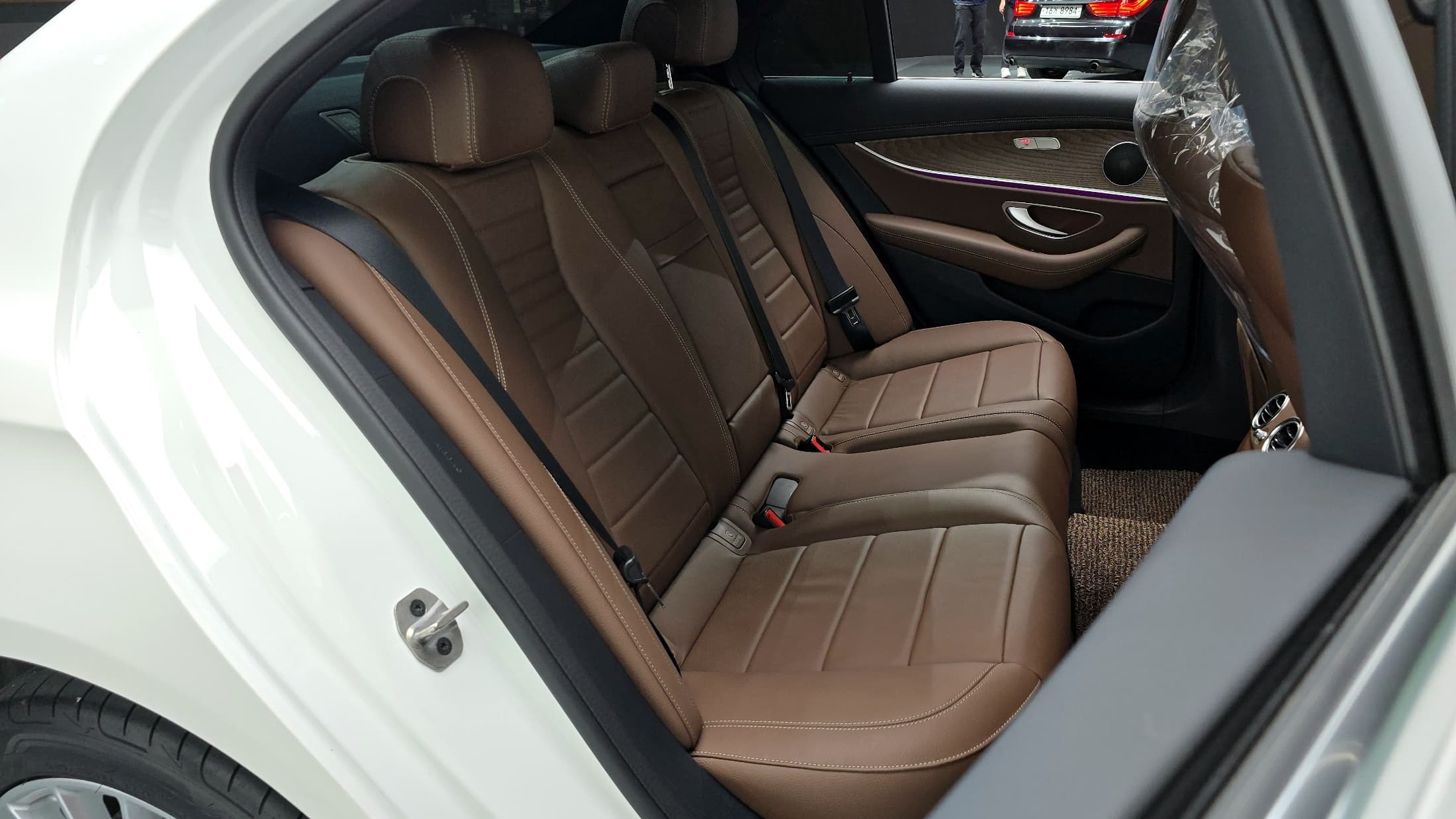Mercedes-Benz E-класс — фото 12