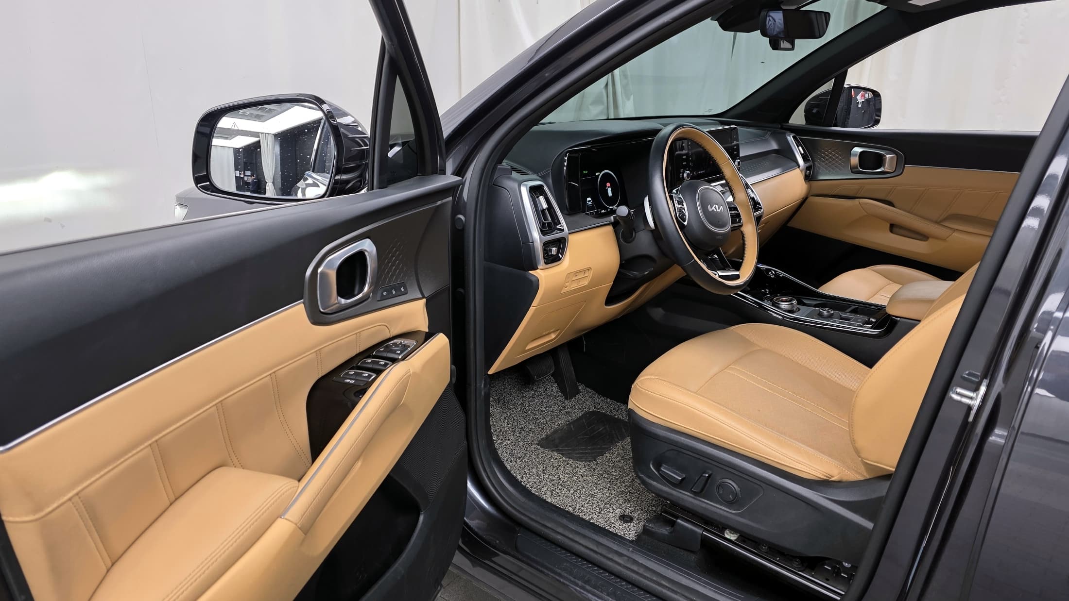 Kia Sorento — фото 10