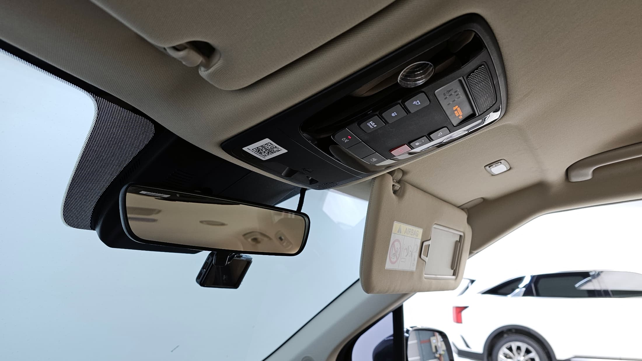 Kia Carnival — фото 19