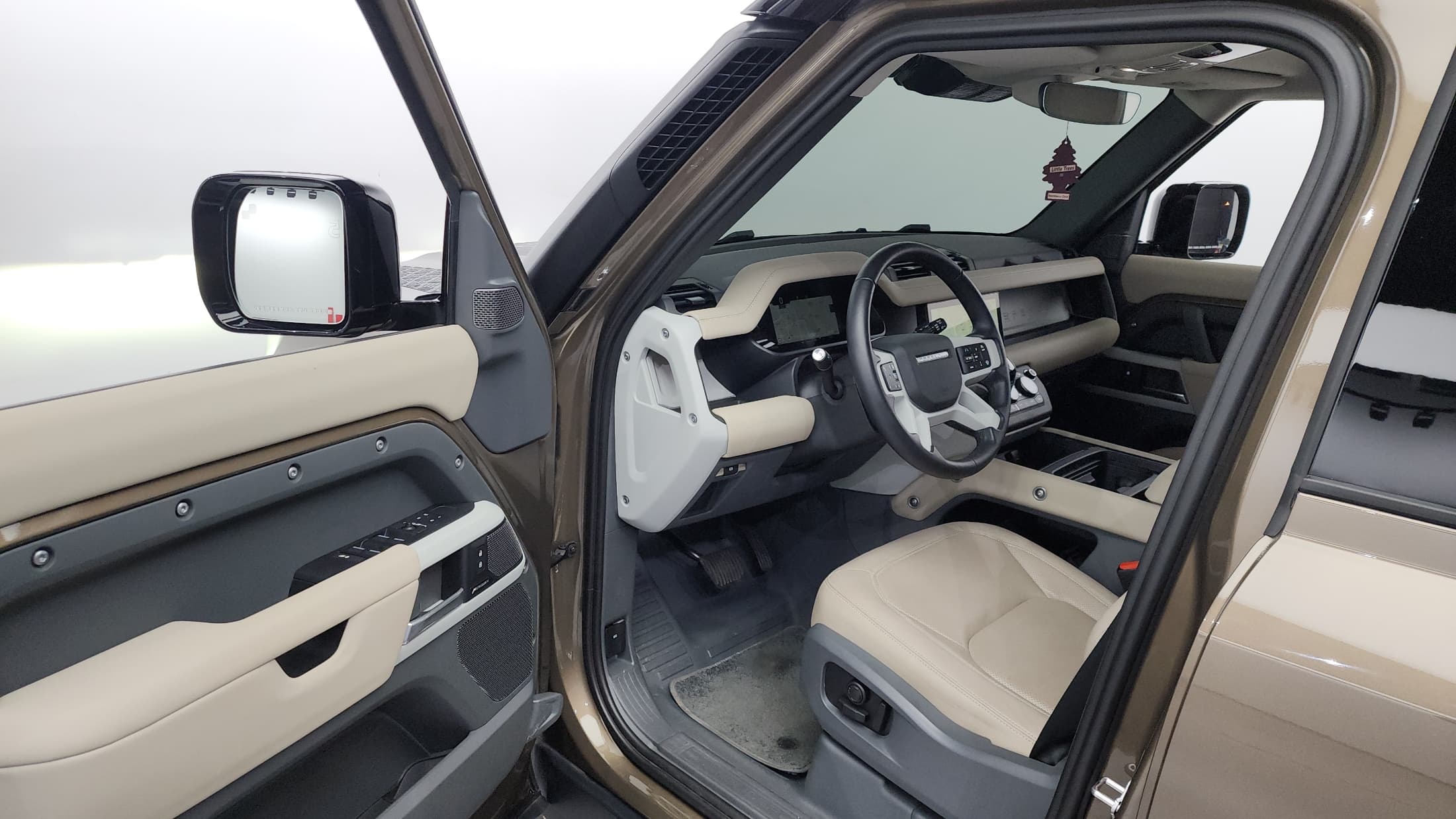 Land Rover Defender — фото 10
