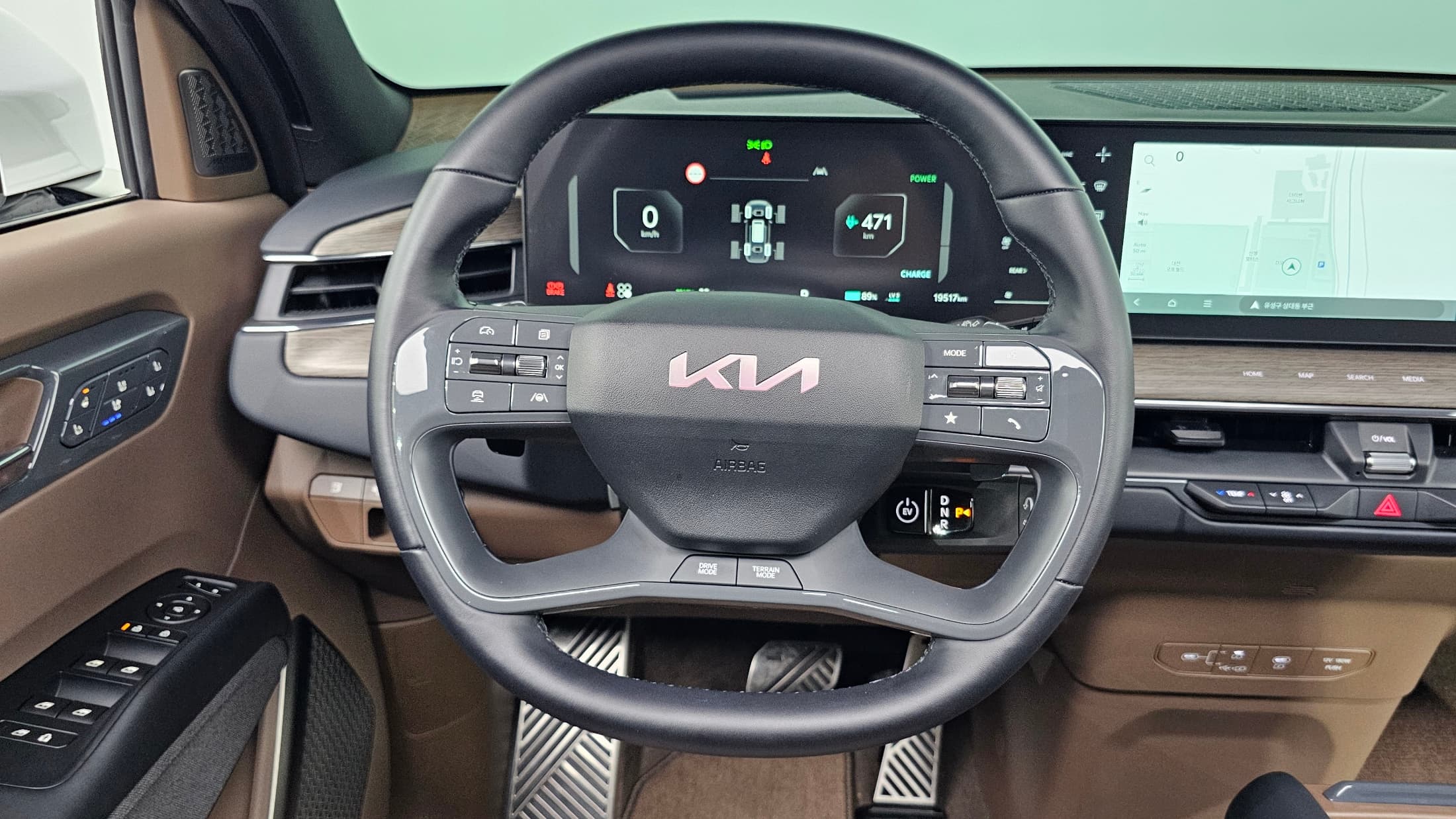 Kia EV9 — фото 20