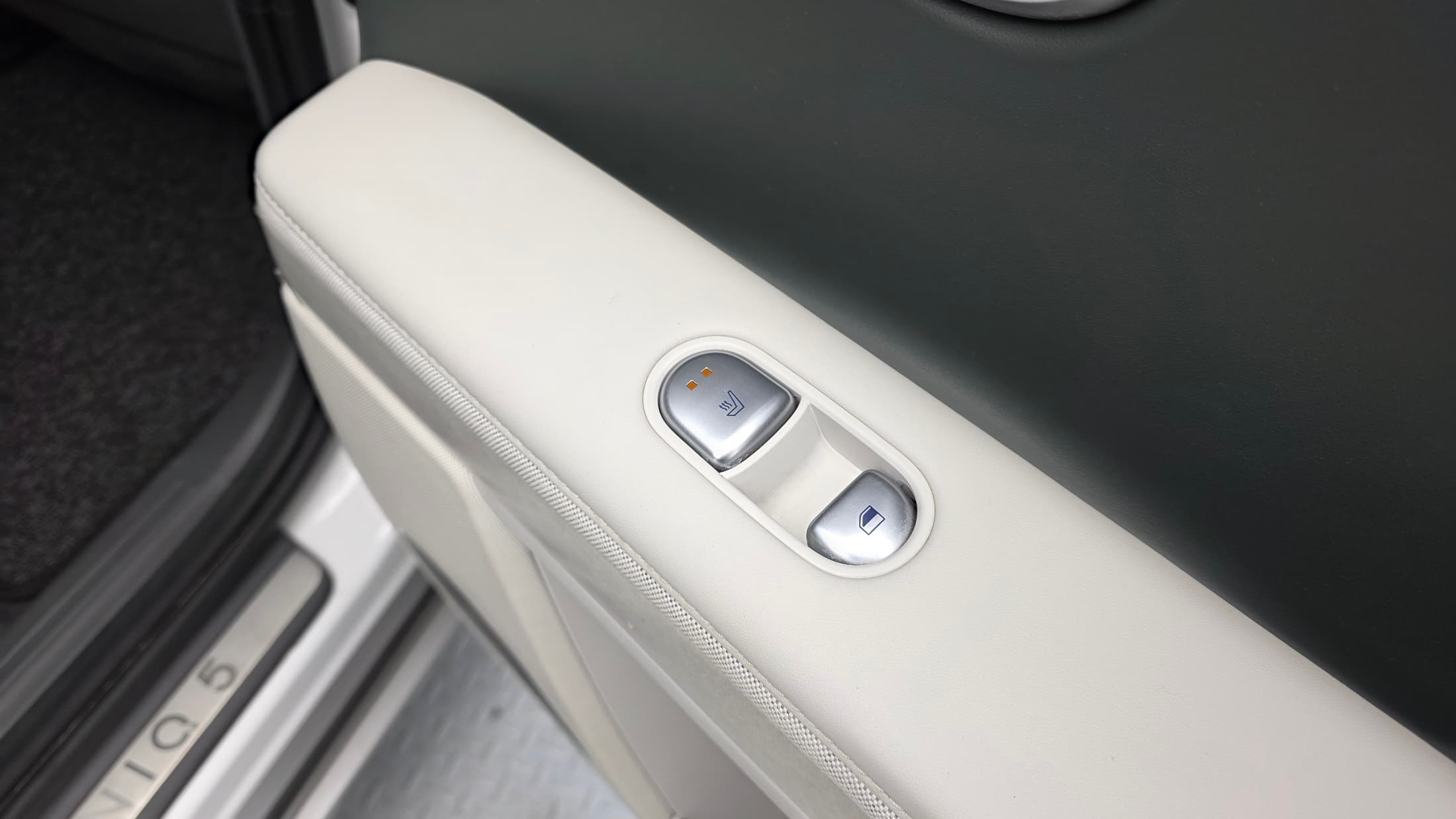 Hyundai IONIQ 5 — фото 18