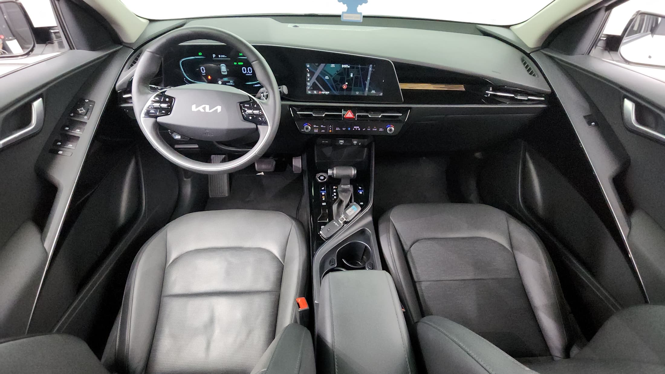 Kia Sportage — фото 7