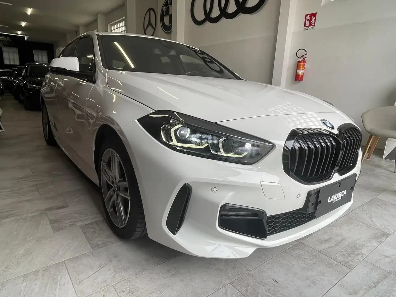 BMW 1 серия 2021 г. 54065 км. — фото 4