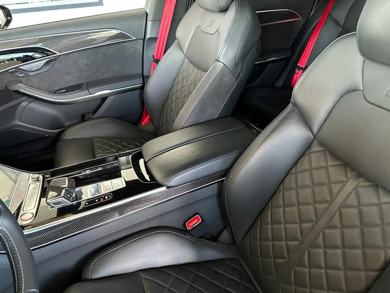Audi S8 2021 г. 49058 км. — фото 10