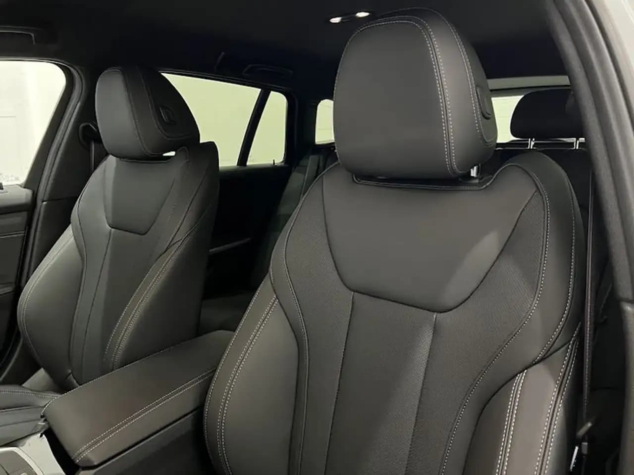 BMW 3 серия 2023 г. 8110 км. — фото 25