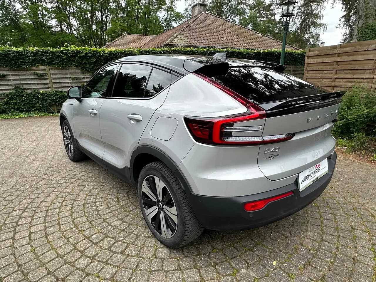 Volvo XC40 2022 г. 58661 км. — фото 9