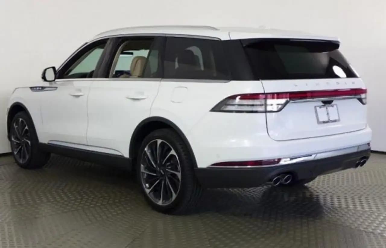 Lincoln Aviator (2020) 47615 км. — фото 2
