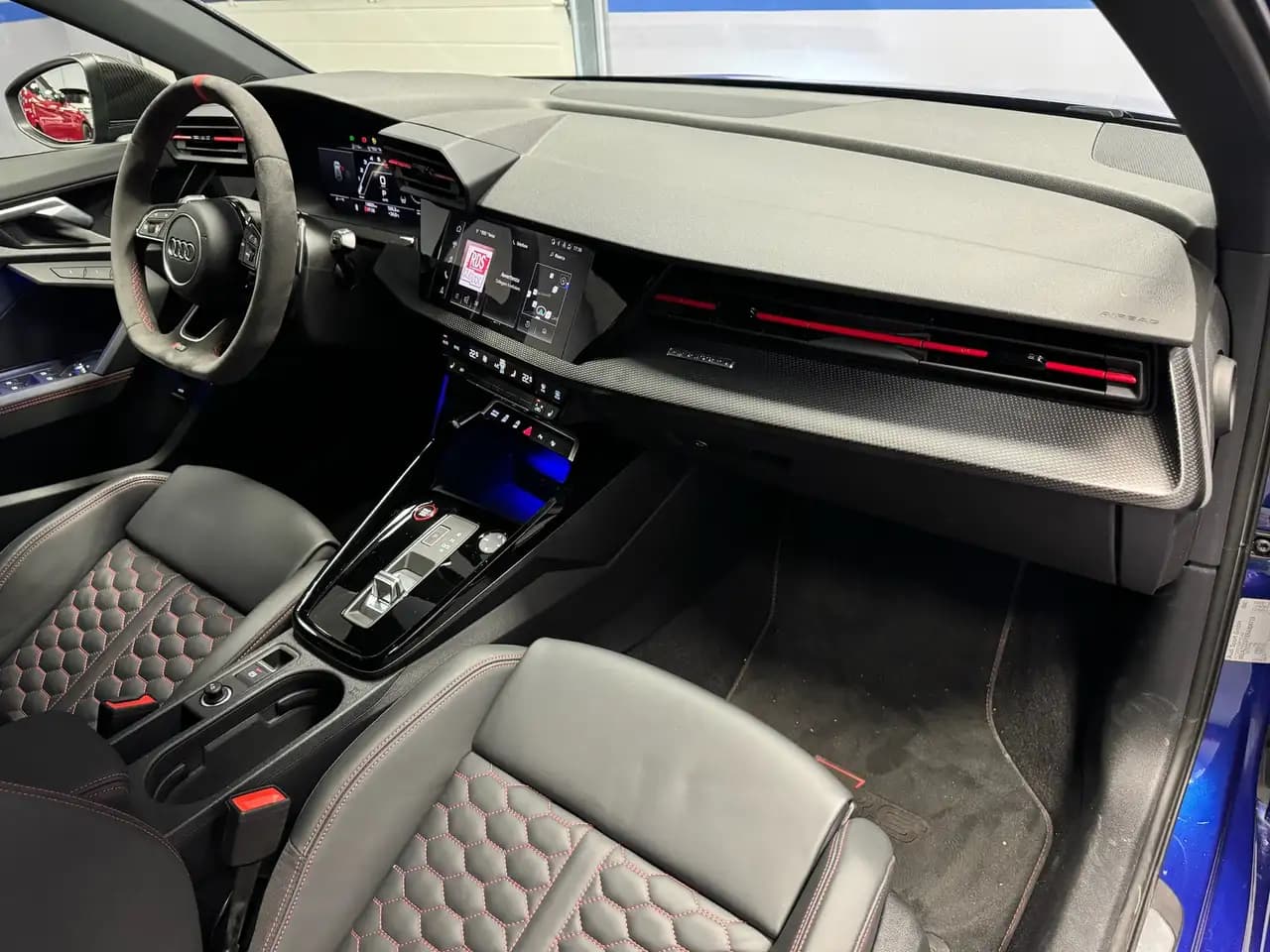 Audi RS3 2024 г. 14921 км. — фото 12